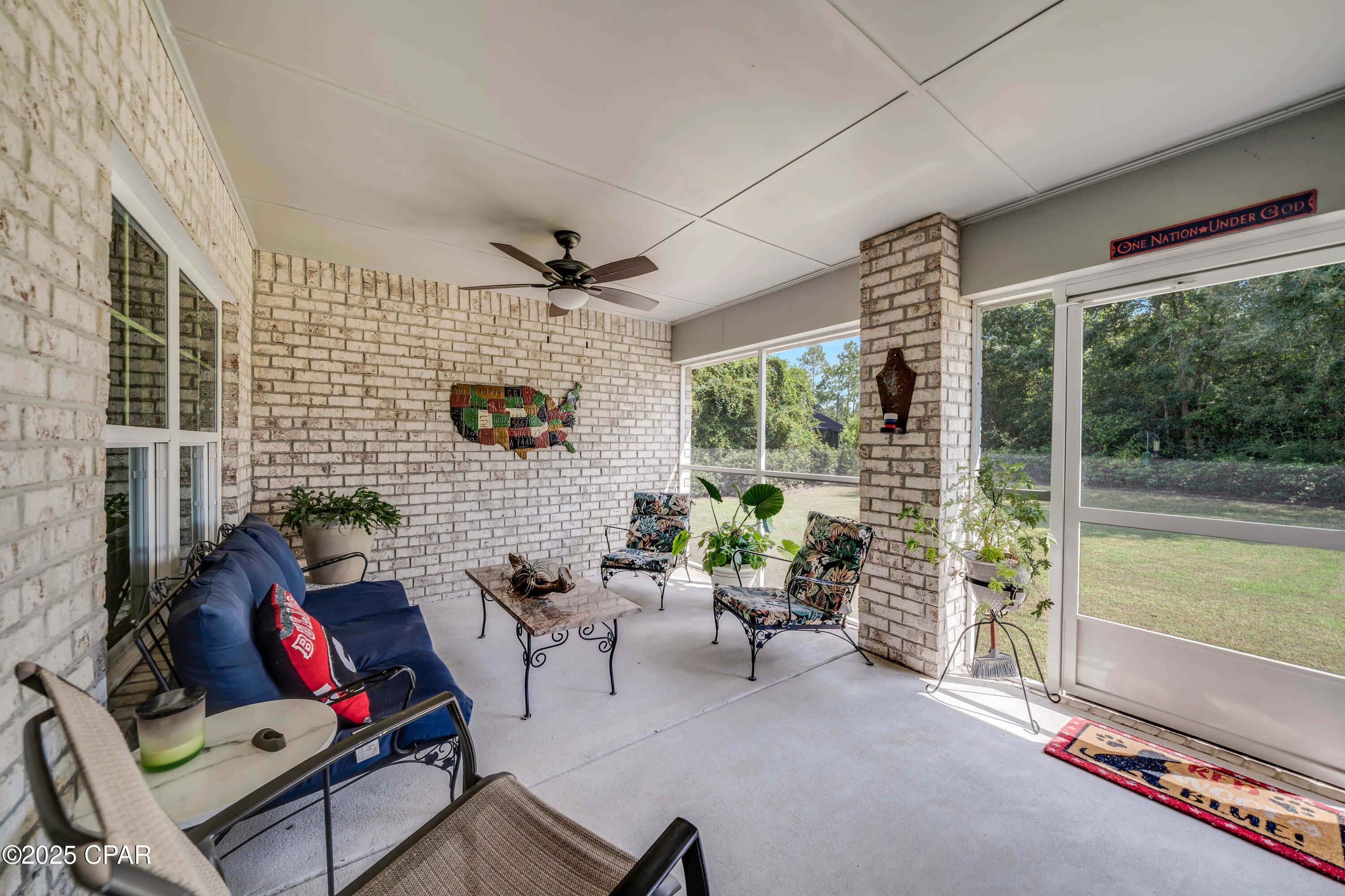 Image 36 For 160 Lake Merial Boulevard