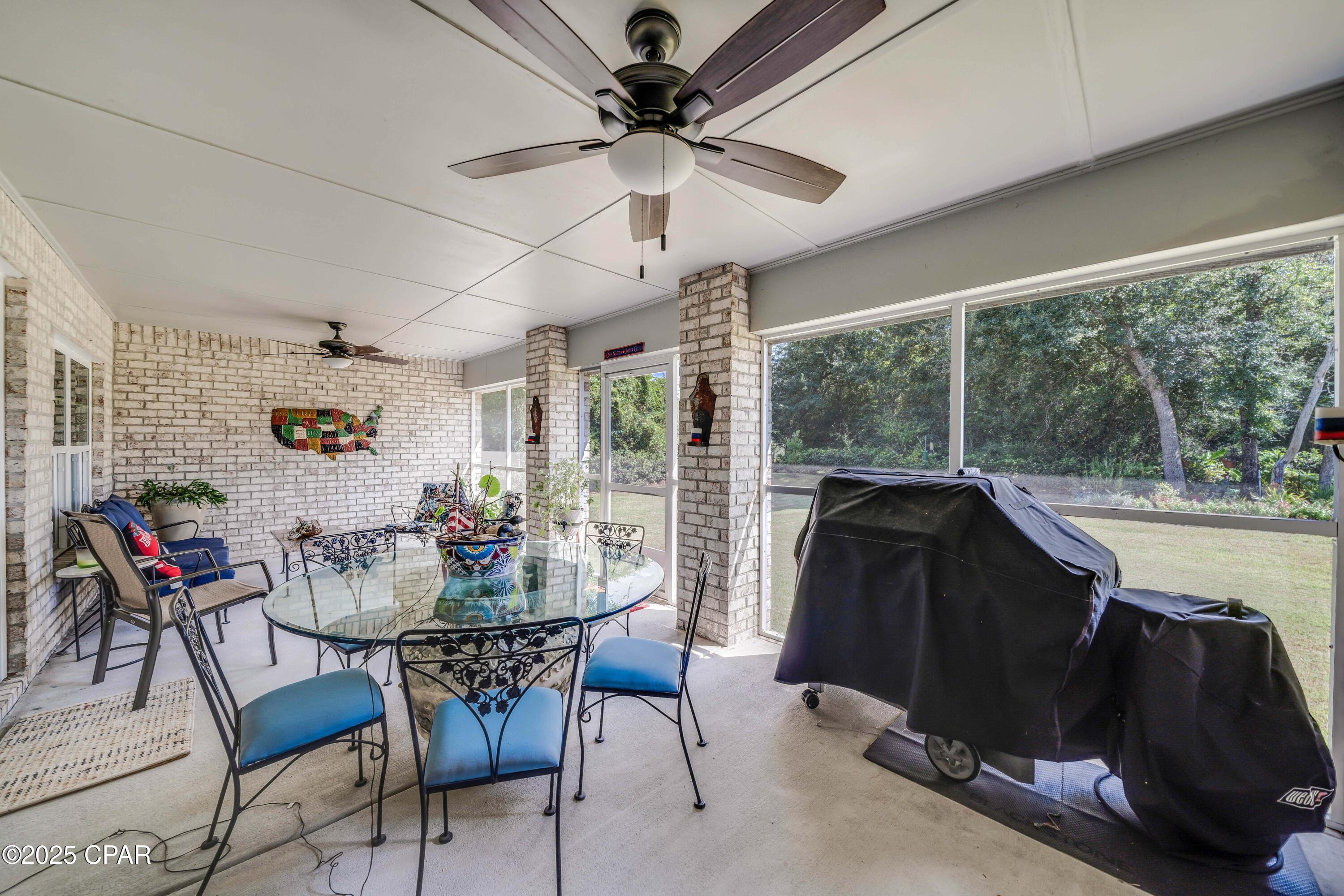 Image 37 For 160 Lake Merial Boulevard