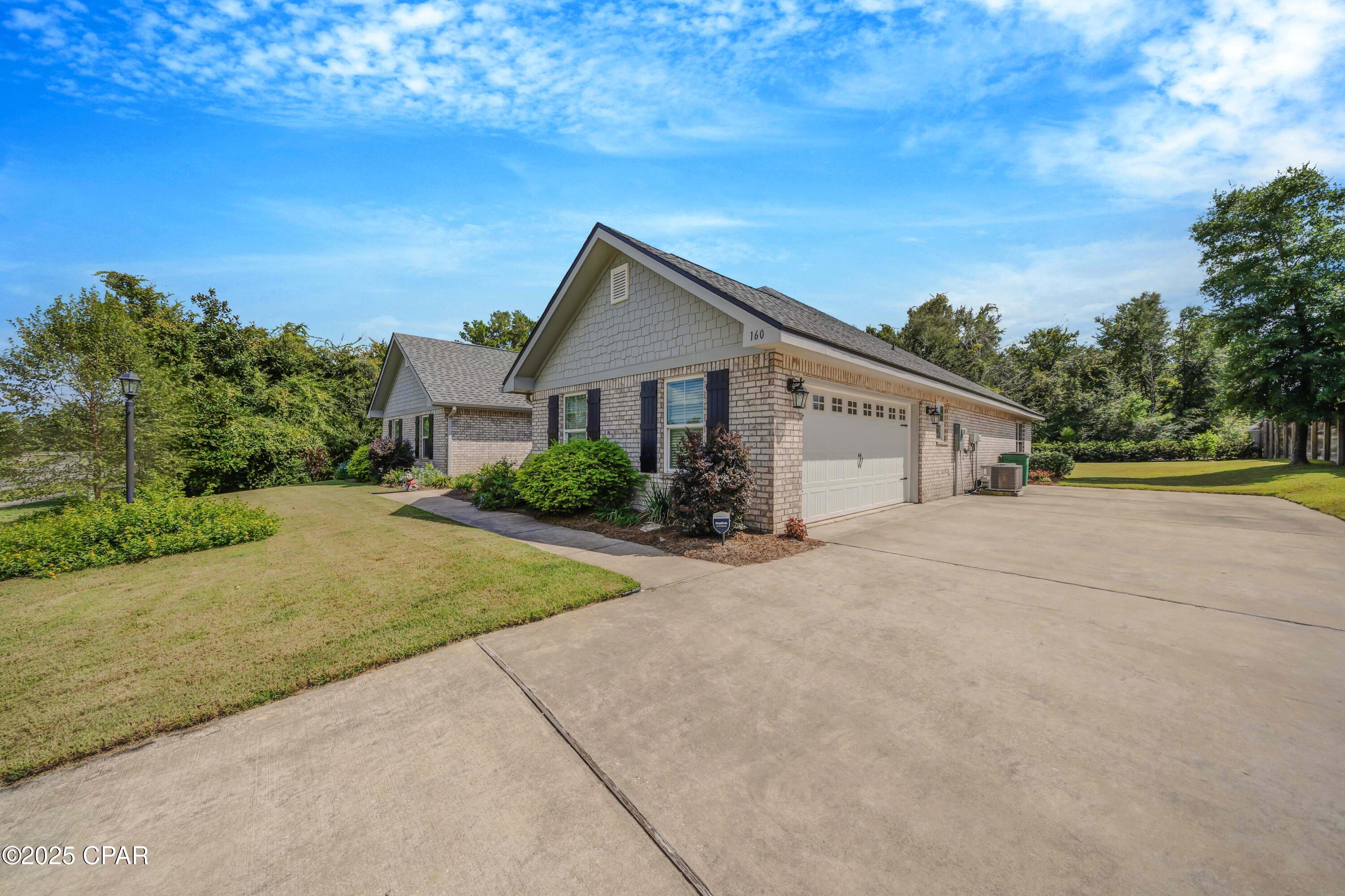 Image 41 For 160 Lake Merial Boulevard