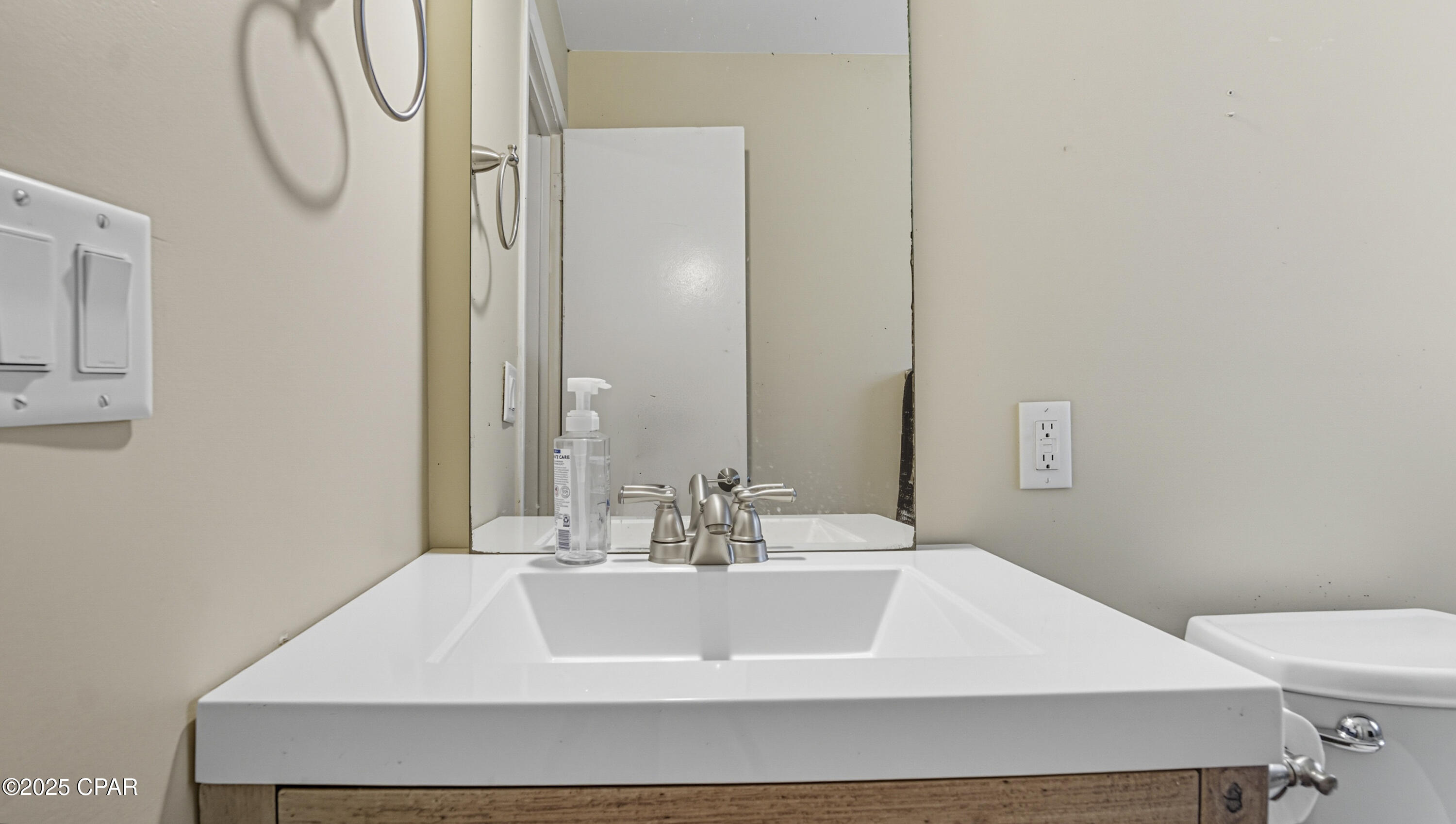 Ipbjsxbyfb9kv6w9cfw7t8si6ko0yoxzfgcahj2y9y4