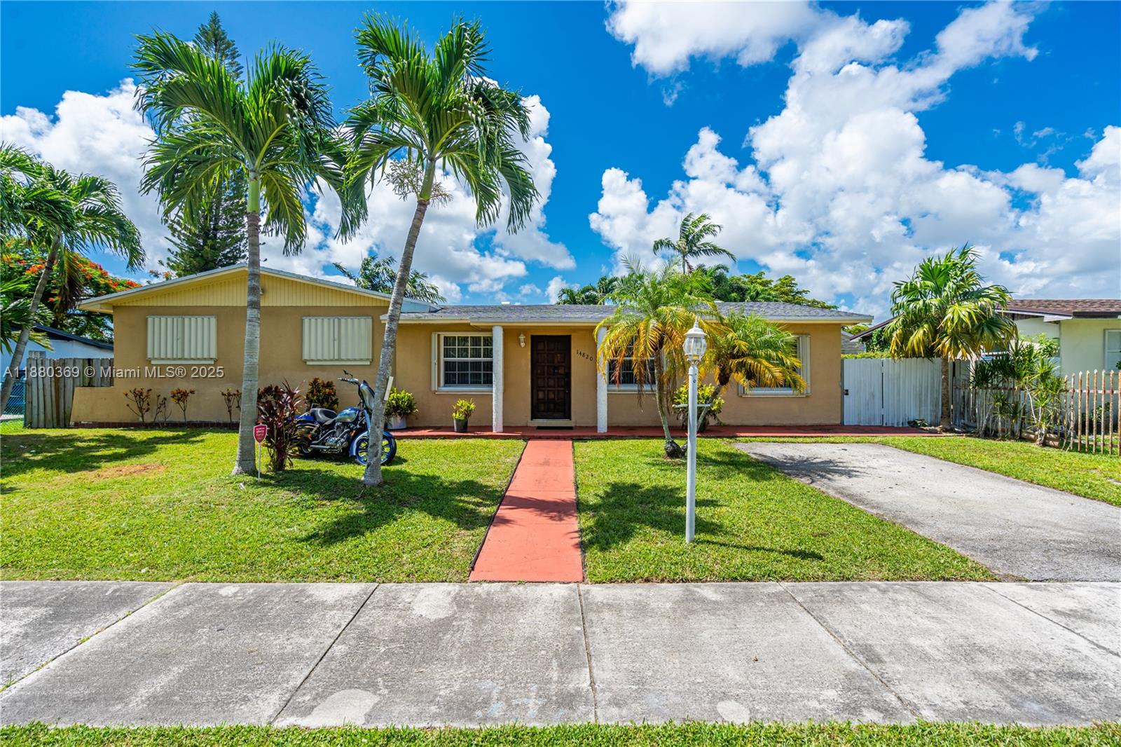 Welcome to this spacious 4-bedroom, 3-bathroom home, featuring a new kitchen, enjoy an open living and dining area and step outside to a private patio ideal for relaxing or hosting guests. 
Property offers plenty of storage throughout, this home combines comfort and convenience.
SELLER IS MOTIVATED-bring your offers today!!
