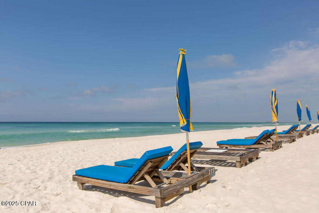 Dpqrz87tyngg9lz1yqgurunazfslfxgph1duwhuop50