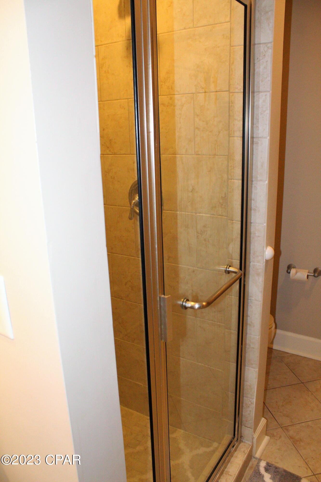 9akymnqjmfqwwox Picultr8nyeldmfl1hj5llfa Eq