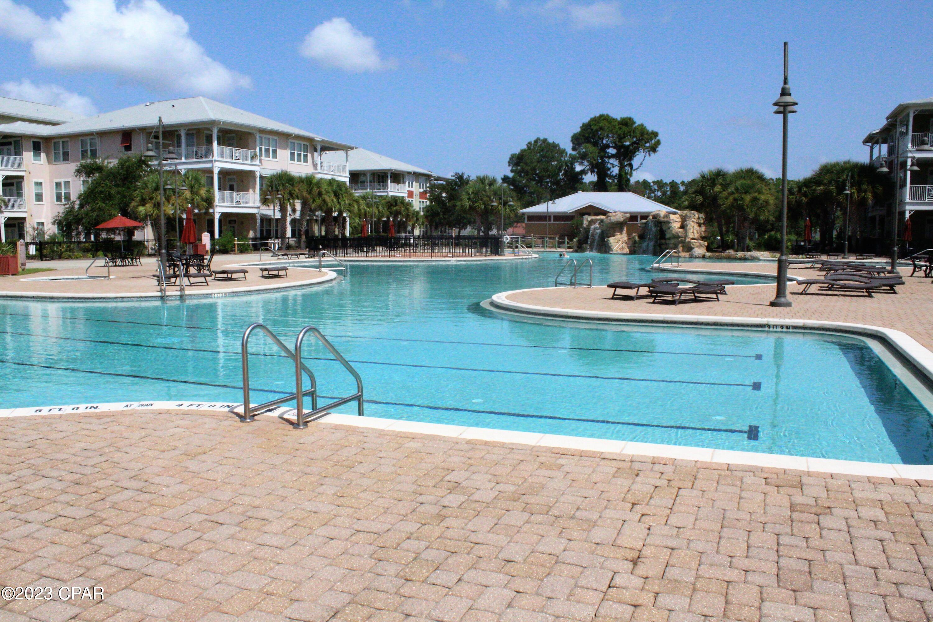 Aiezee1bjjb2r2gkngx_tcg2wfcczq1i Tqrnkb9osq