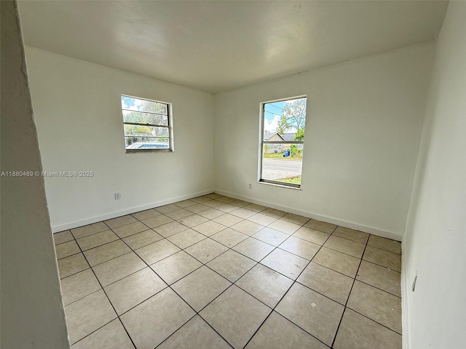 Property photo # 6
