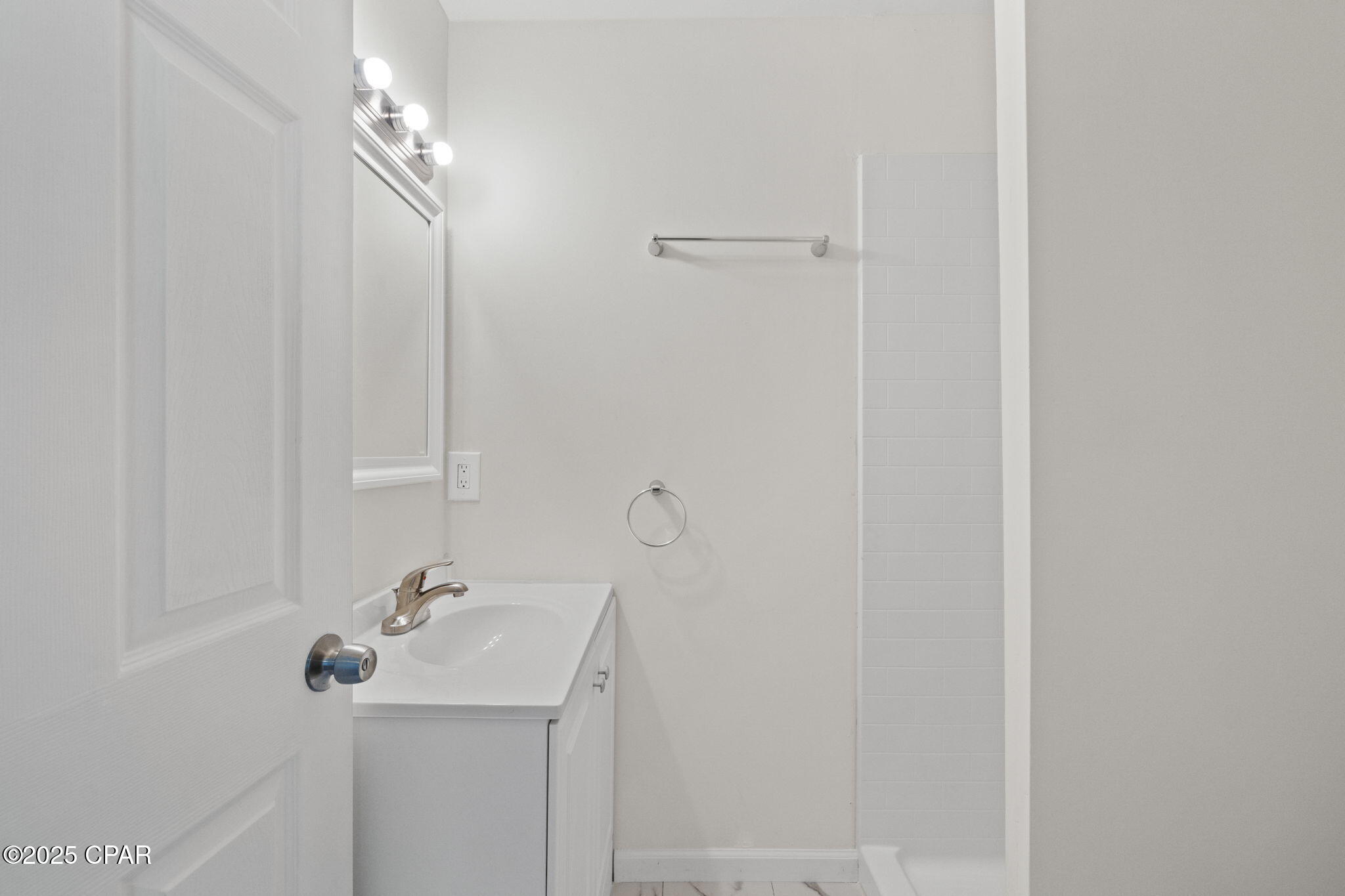 Image 15 For 112 Detroit Avenue