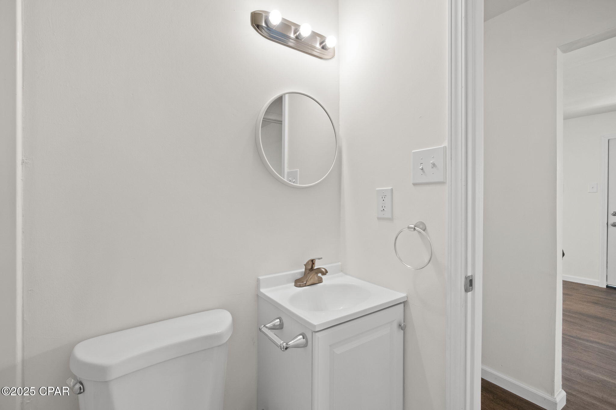 Image 26 For 112 Detroit Avenue