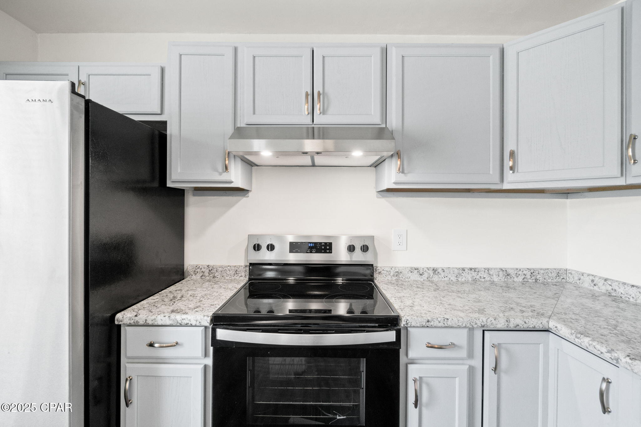 Image 28 For 112 Detroit Avenue