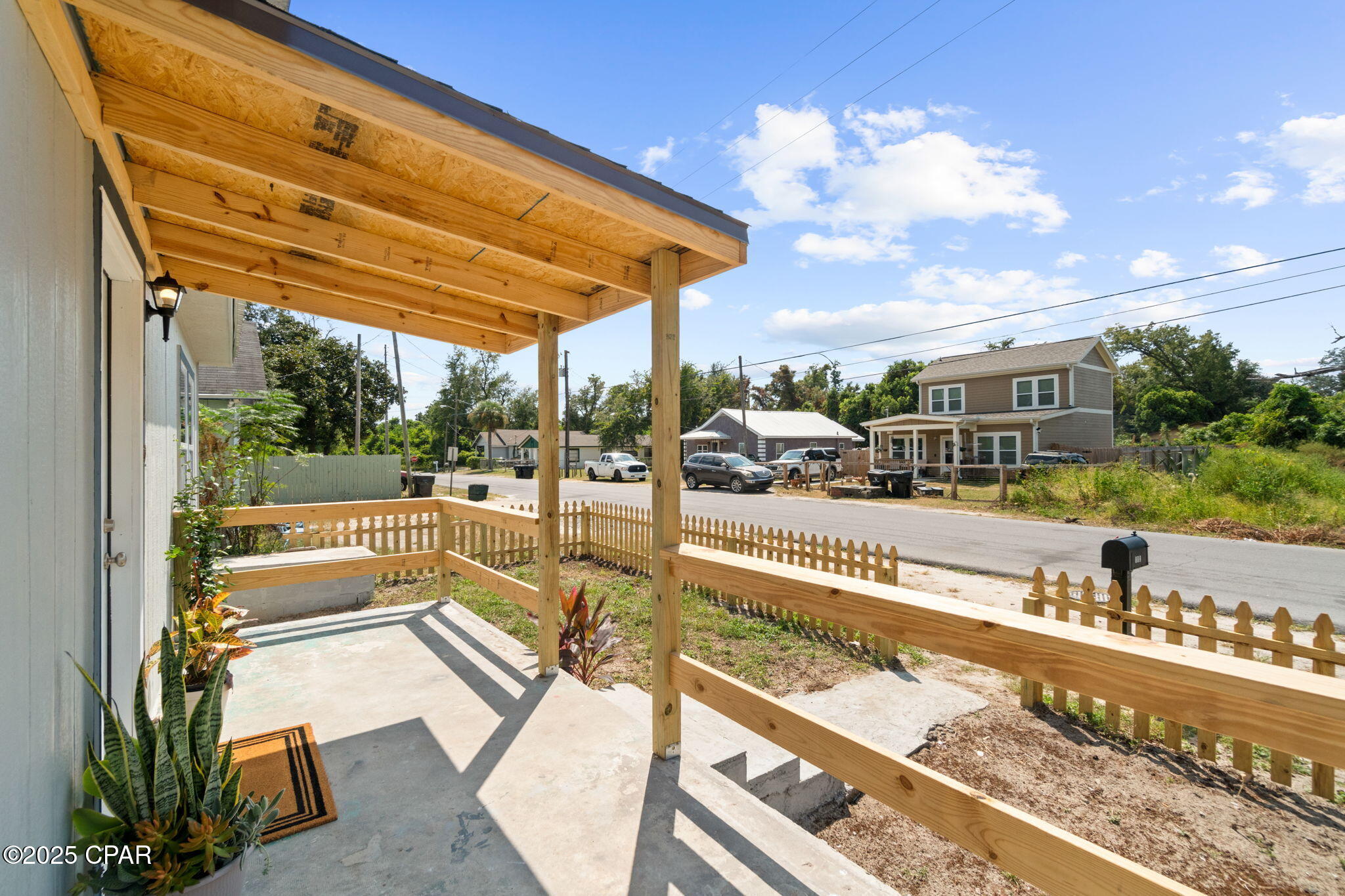 Image 5 For 112 Detroit Avenue