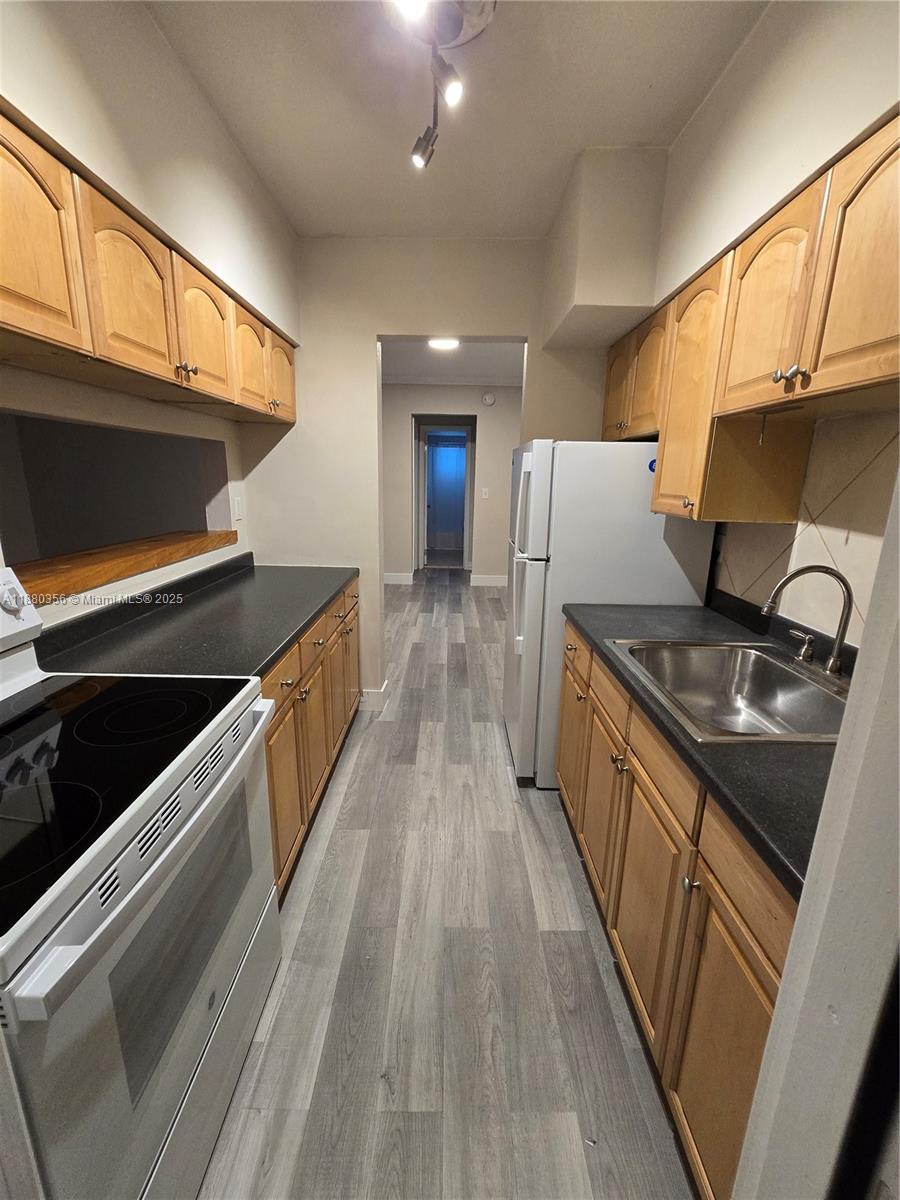 Property photo # 7