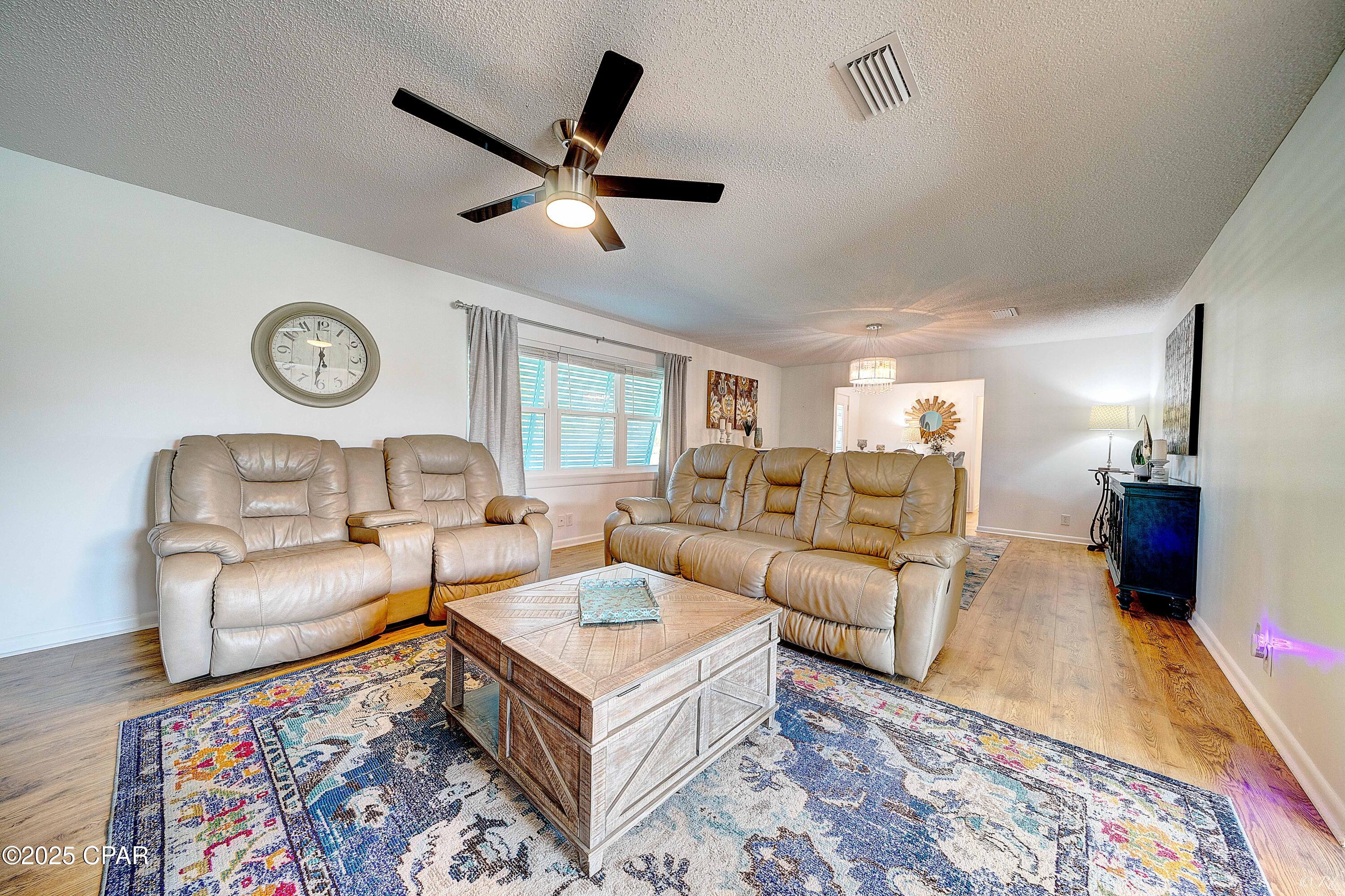 Reqn95urb2f9opjz2zii3jdtq_lyz Yybeuhxcmzkpo