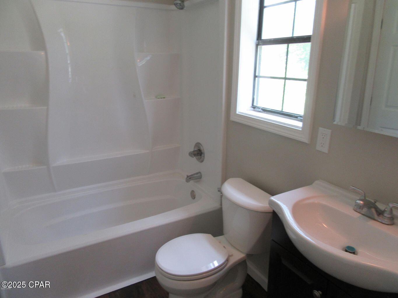 Image 14 For 708 Hwy 22a  