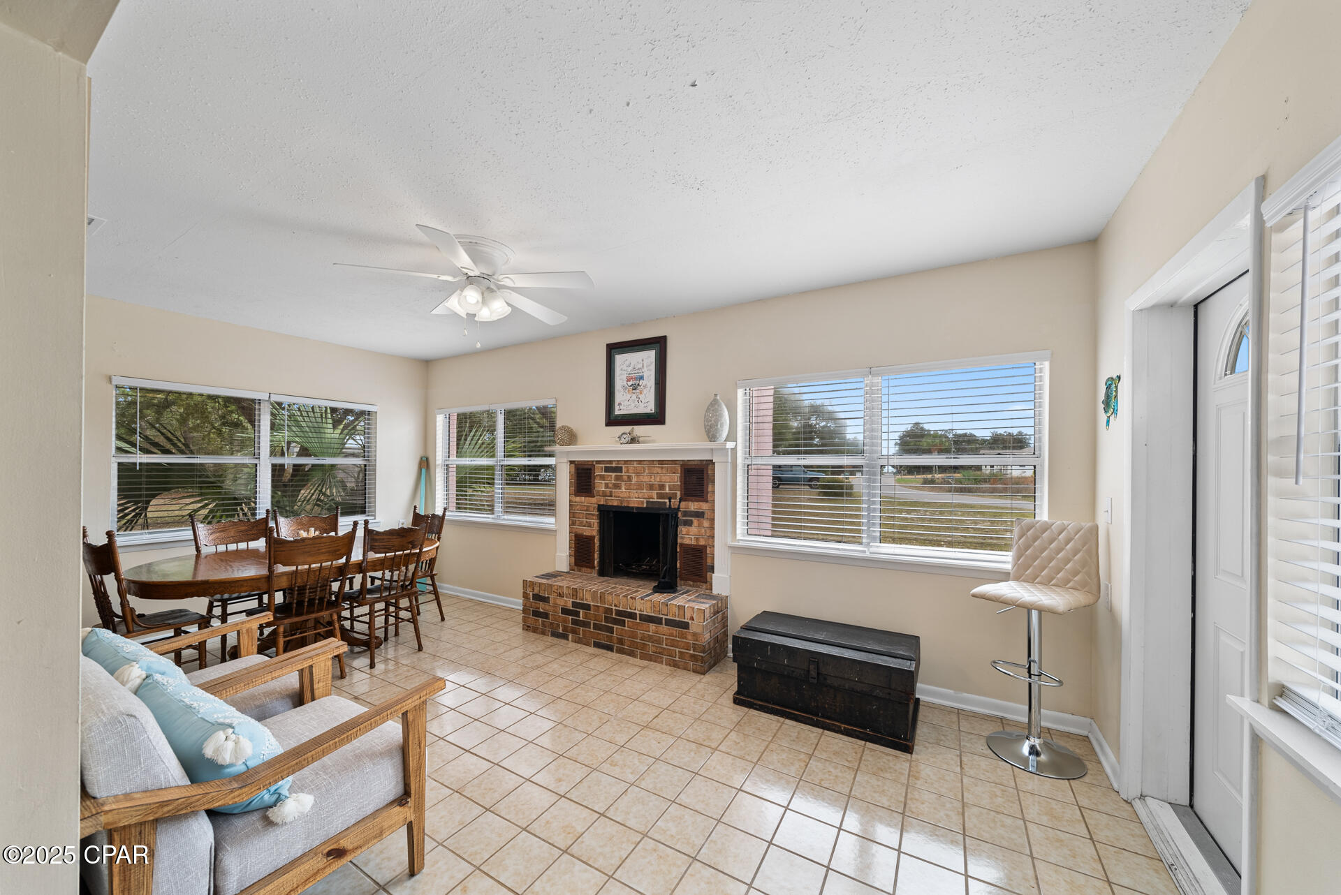 Image 16 For 180 Belaire Drive
