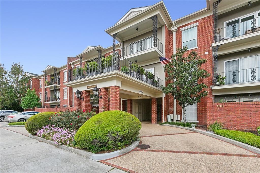 listing main picture