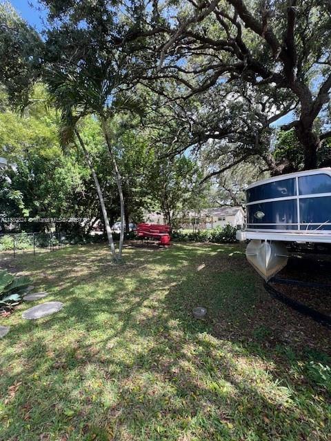 Property photo # 8
