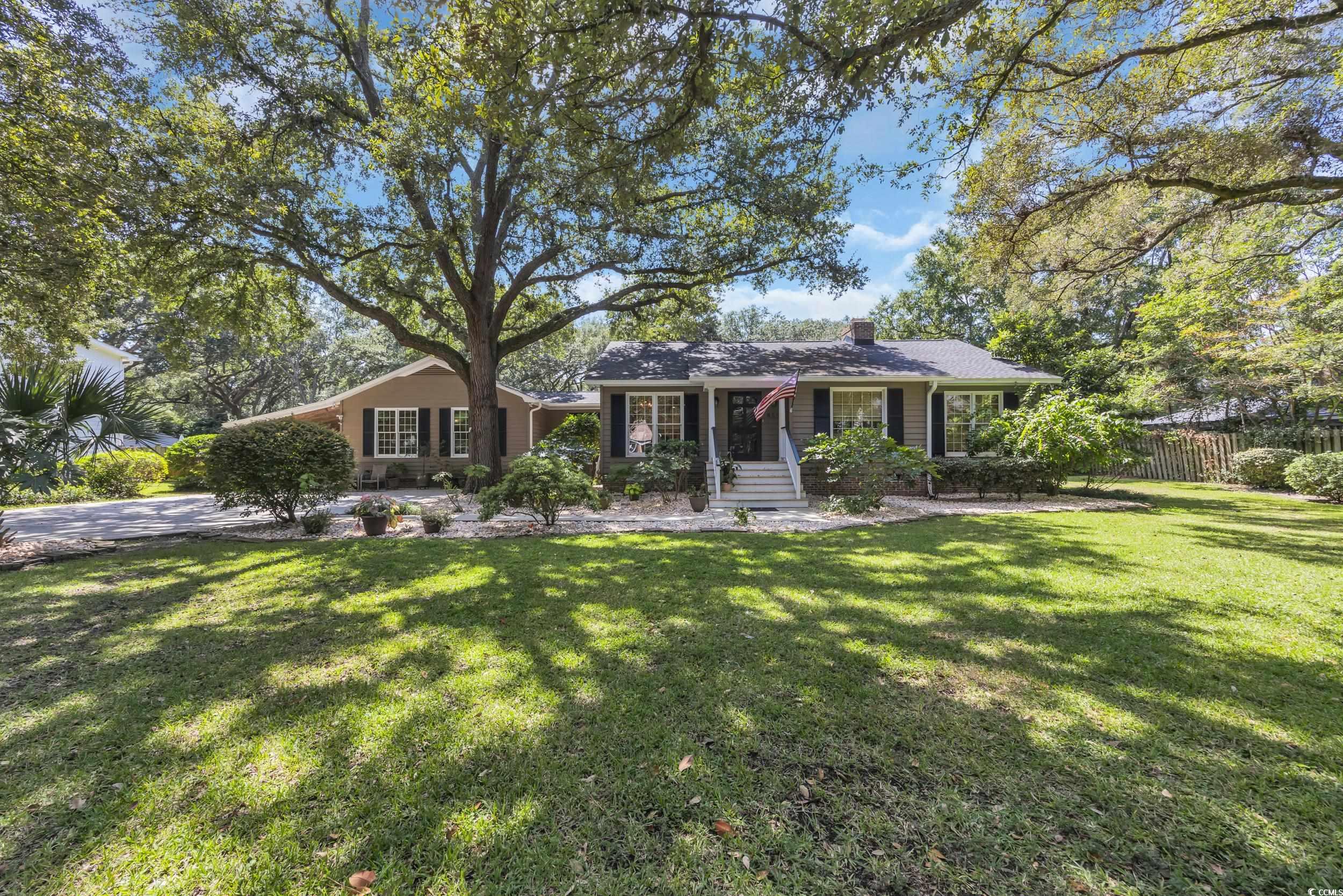 855 Riven Oak Dr. Murrells Inlet, SC 29576