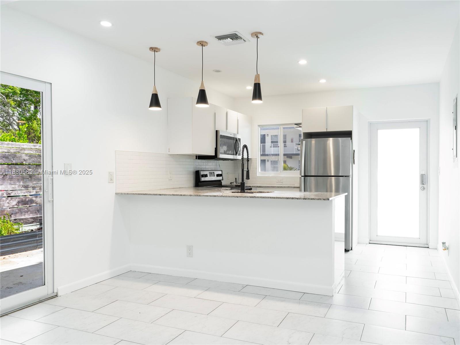 Property photo # 7