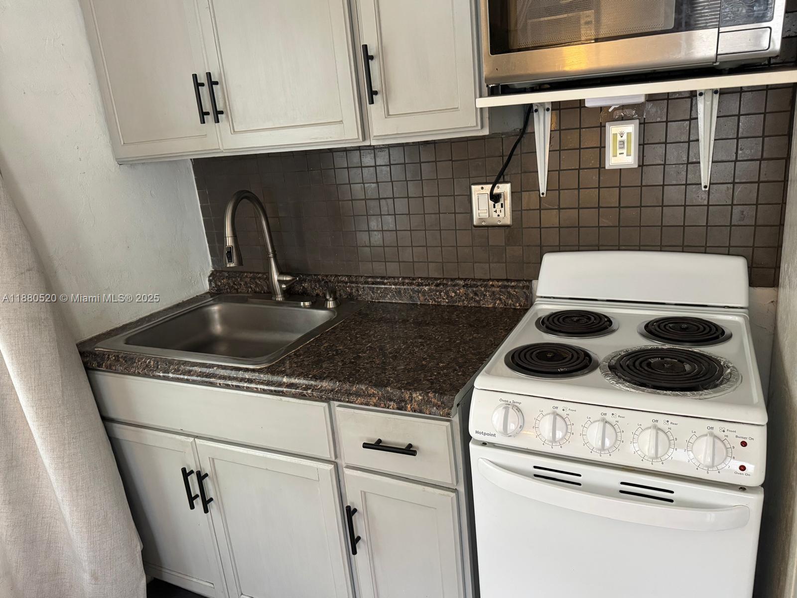 Property photo # 9