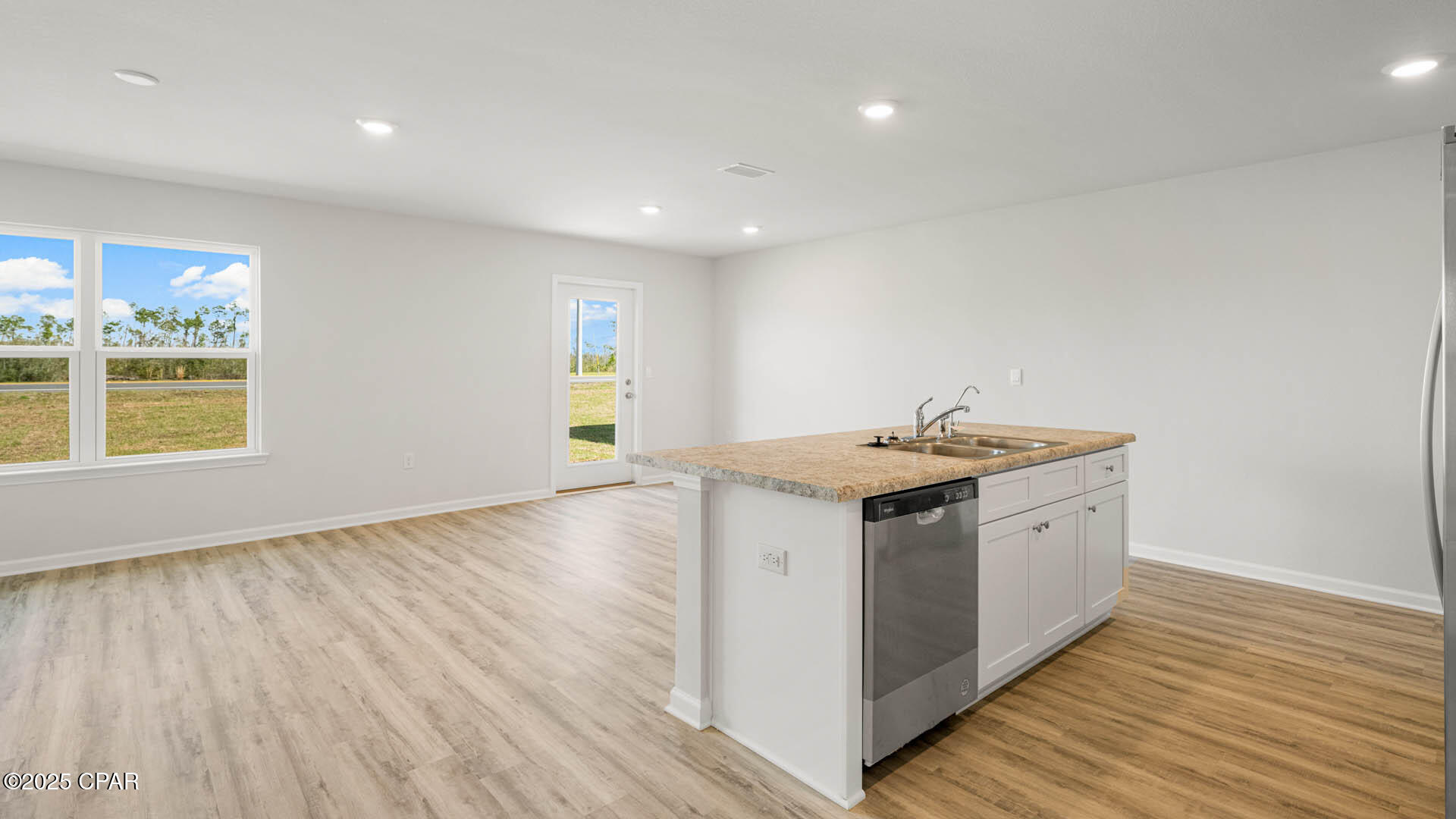 Qgiiza_kgkifils5auidfkb_uafb0oewvyvbet3g7ny