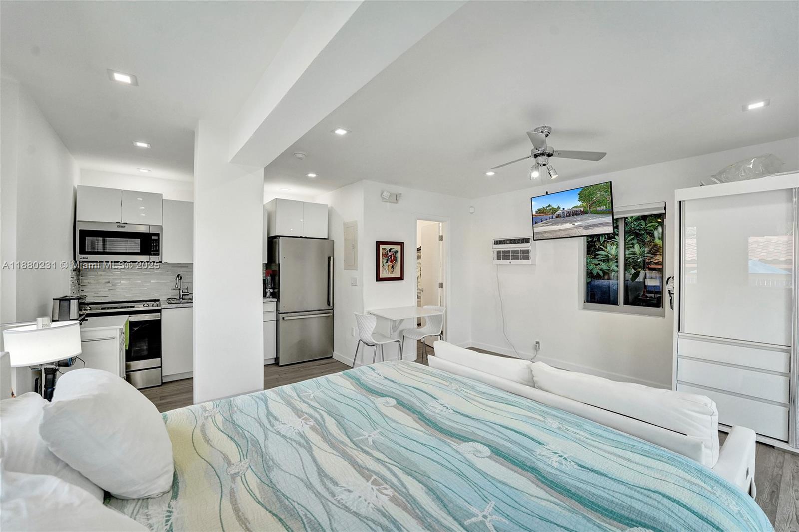 Property photo # 9