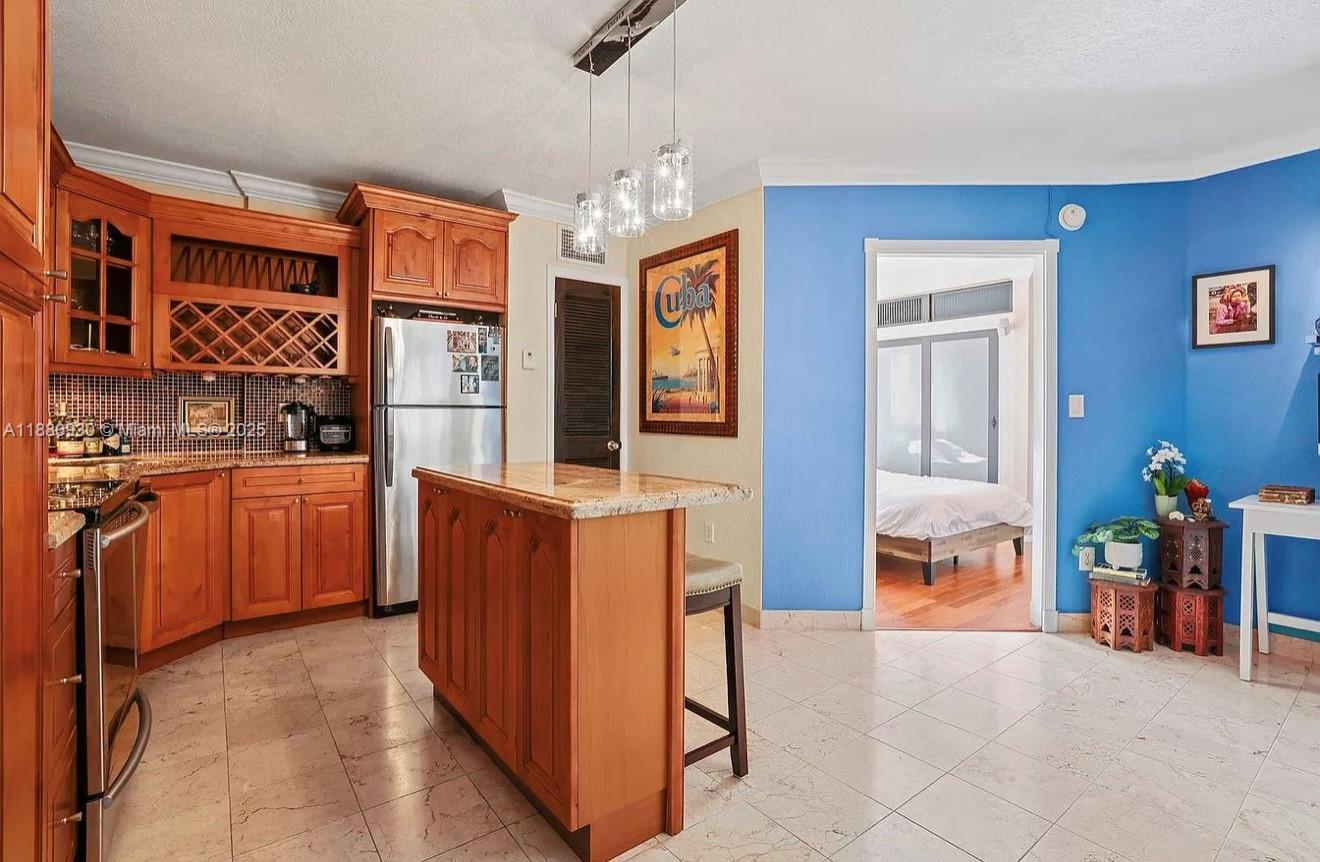 Property photo # 0