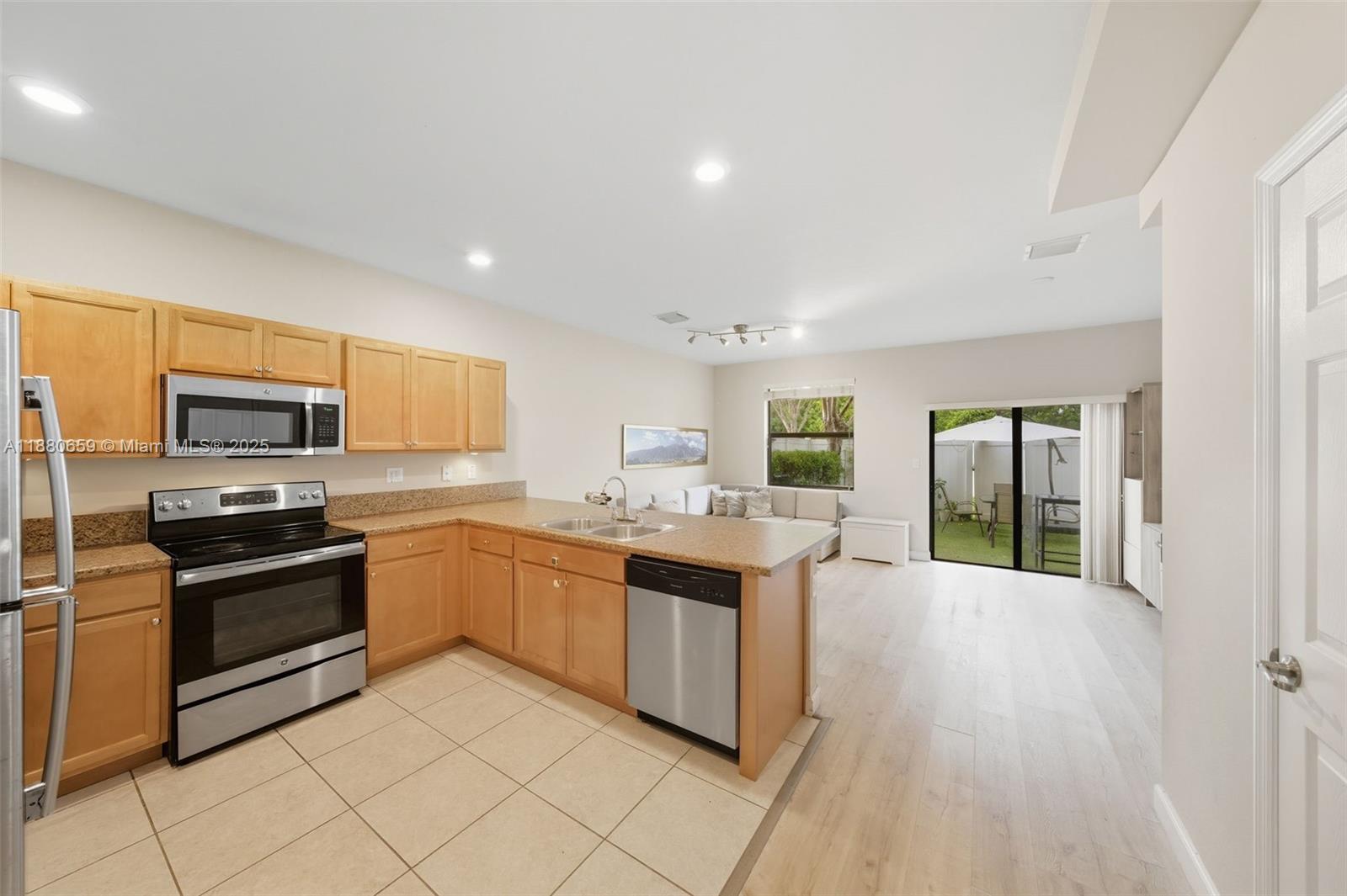 Property photo # 2