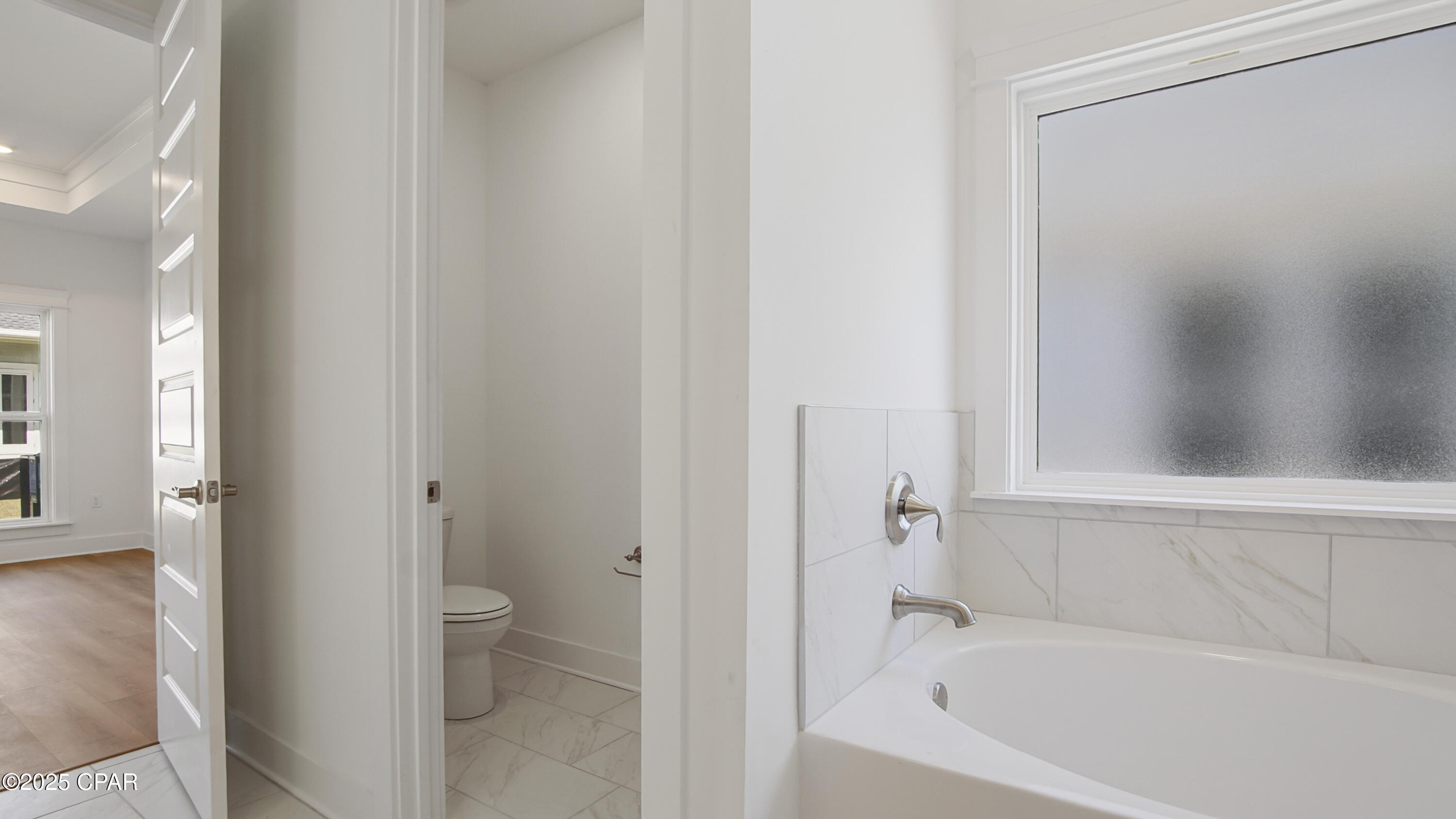 Image 16 For 970 Crystal Bayou Boulevard