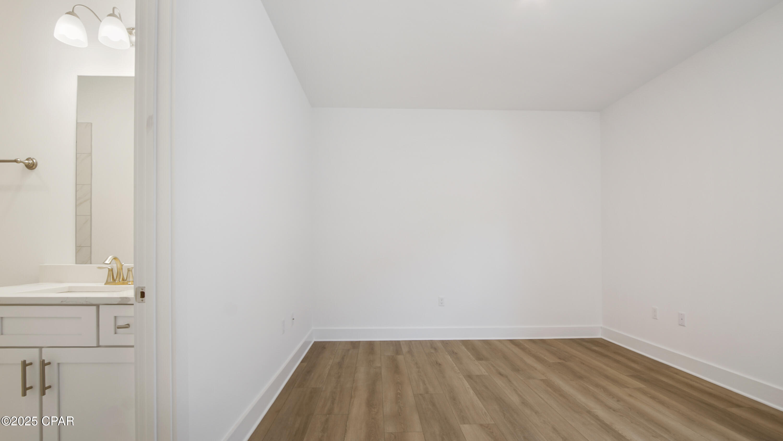 Vyeek36dm6v4f1_wxqhispsmfnk2wu7ogpbv Jfuemu