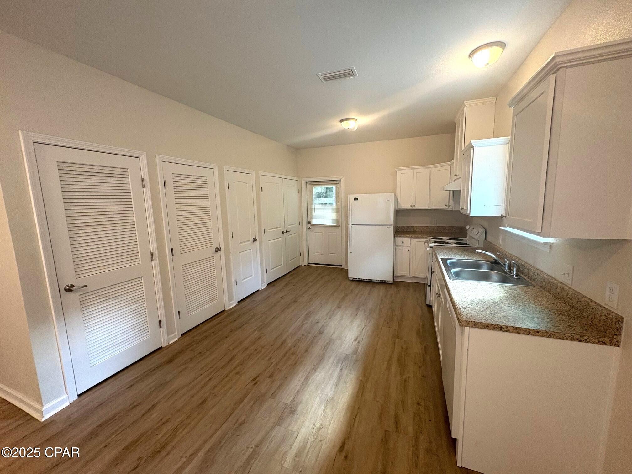 Yugsgonj0 D13uhxgx4ywm3jolhqhtyqfppgm9 Mheq