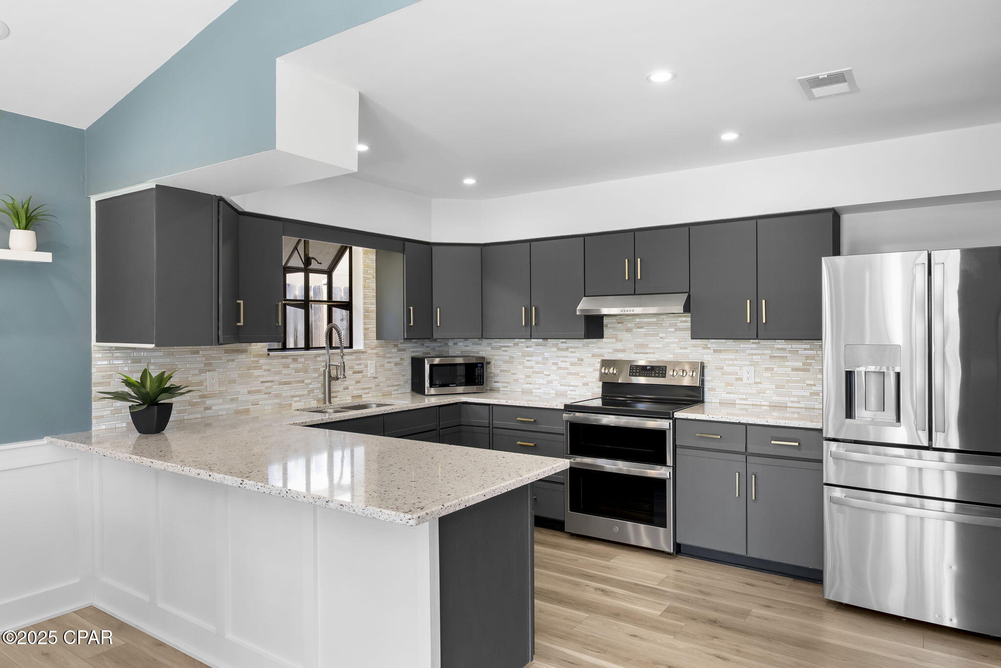 Gqrkxk_uurycxjmev2bynhsfm_n_kkearfhcxs7wmzg