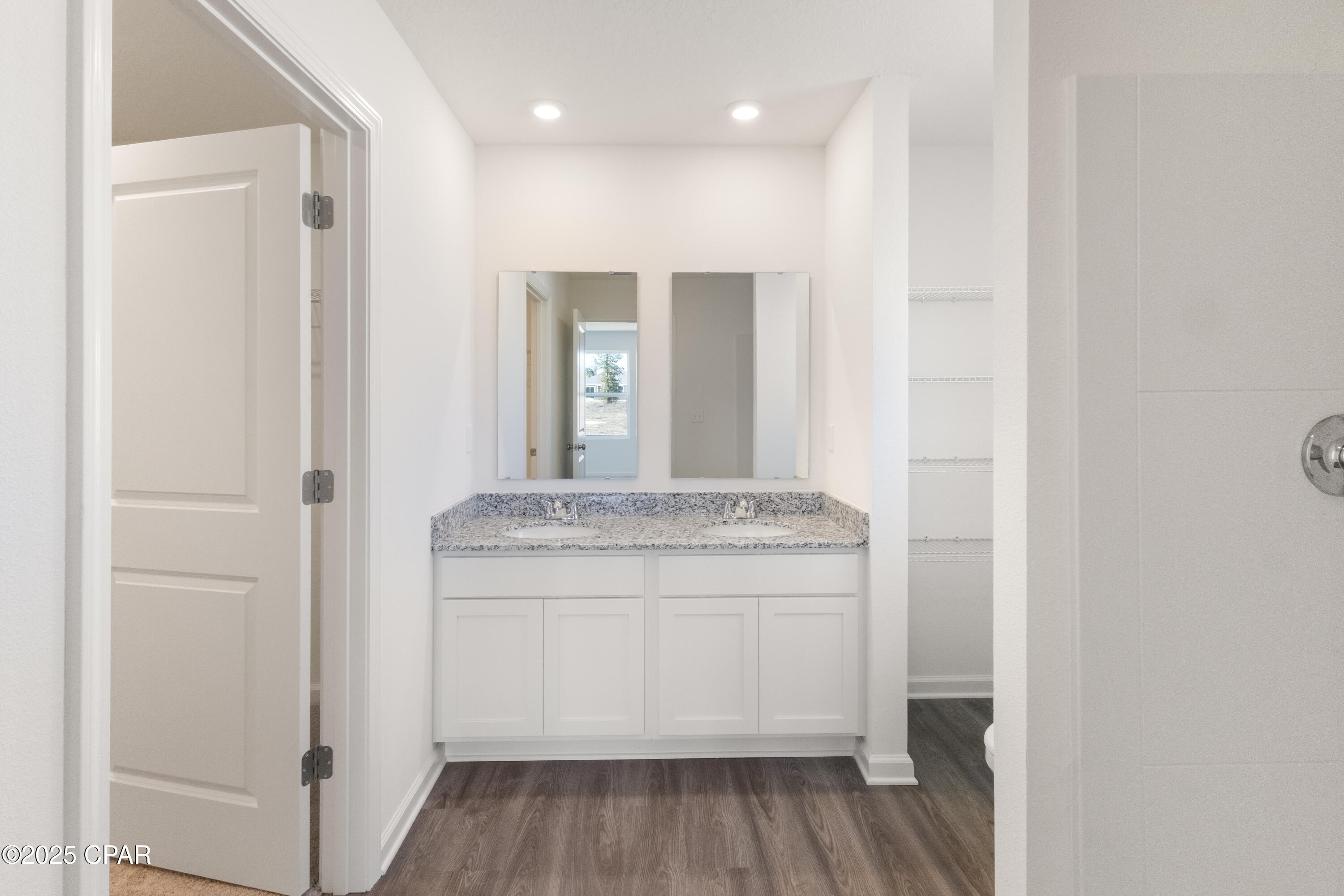 6njfhtcinl7b3bz 4cpbyh0mip6hmko2ttbqa1lmlm0