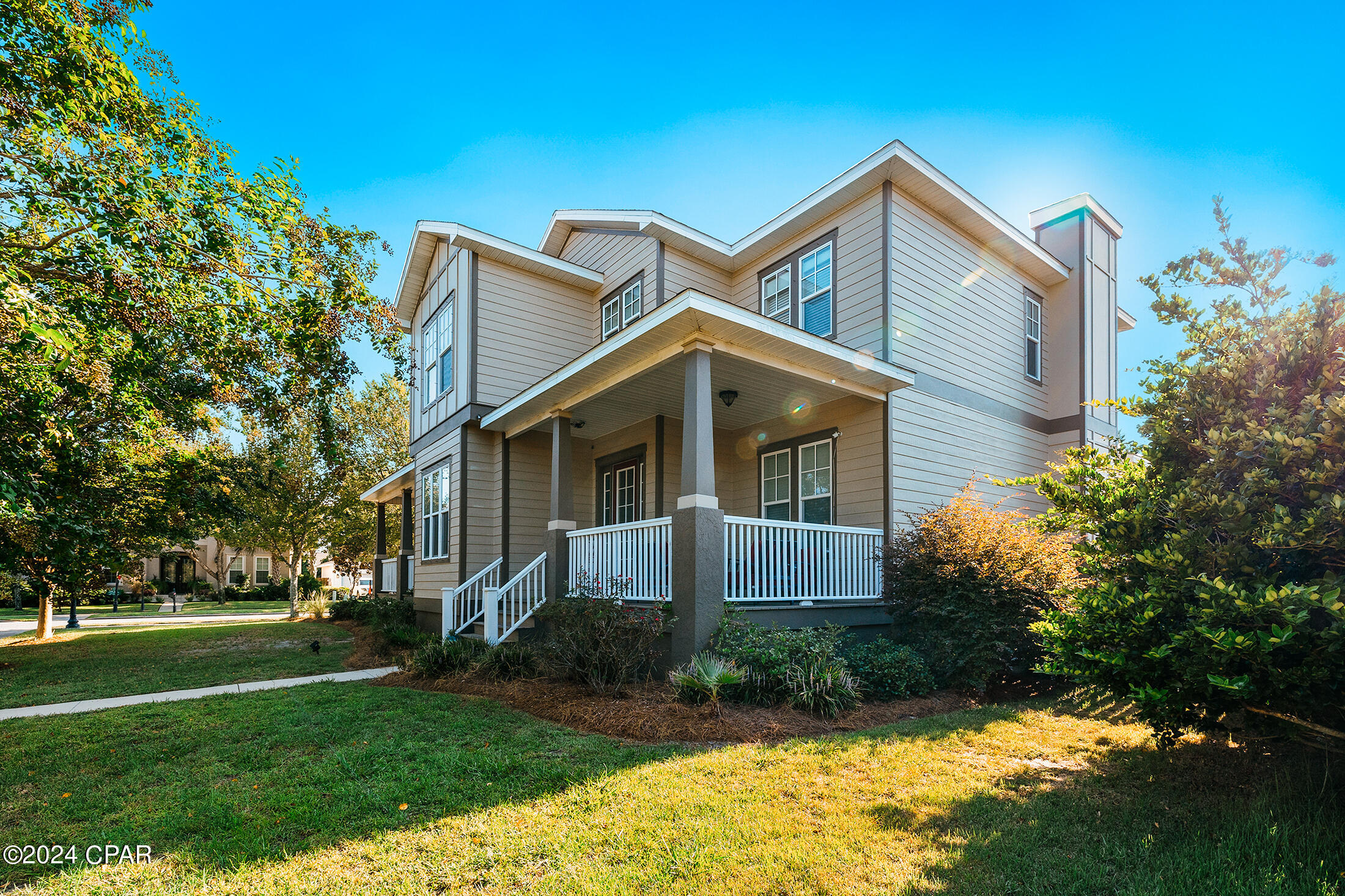 Image 2 For 300 Coconut Grove Court