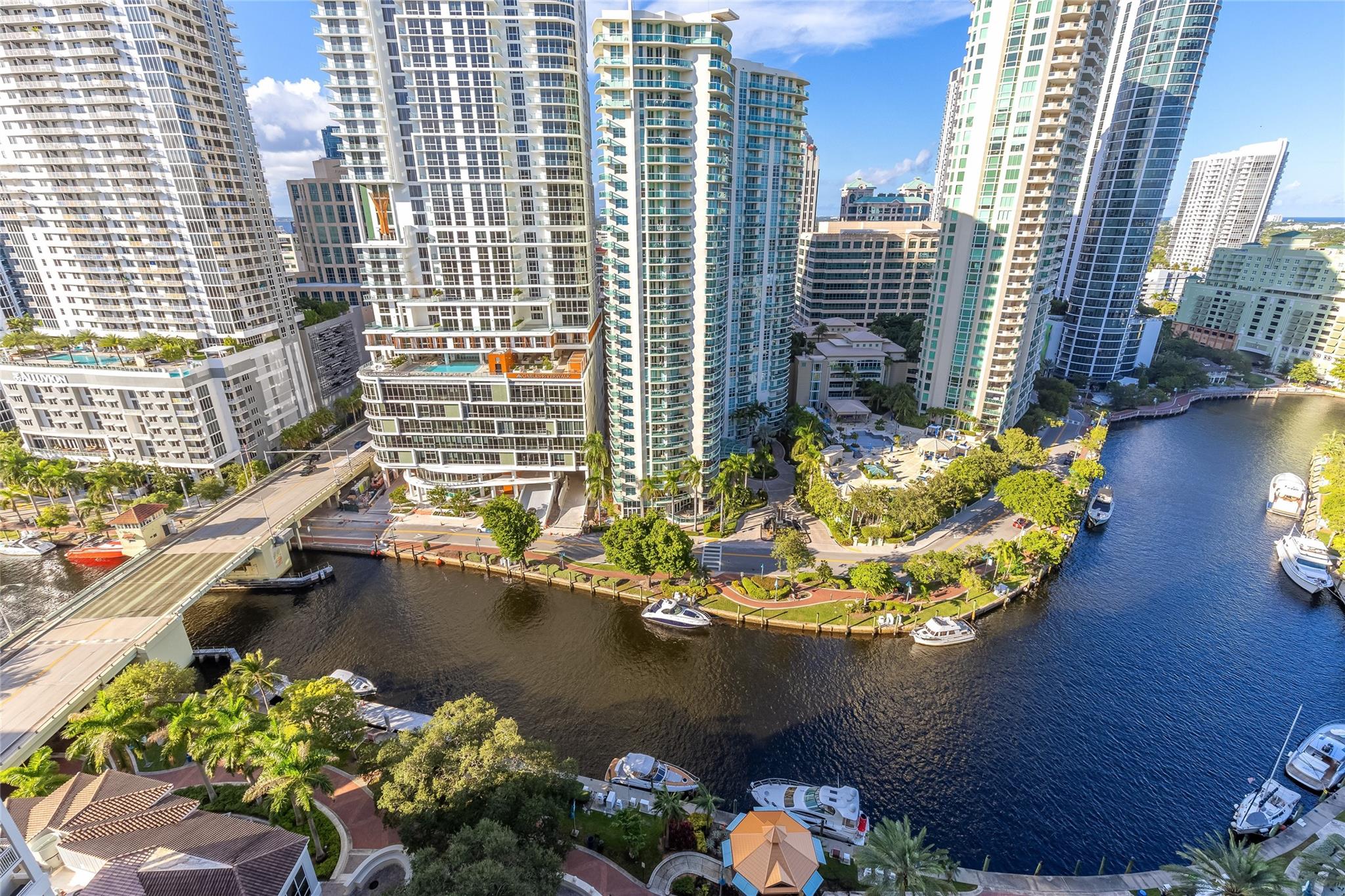 Nuriver Landing Condo