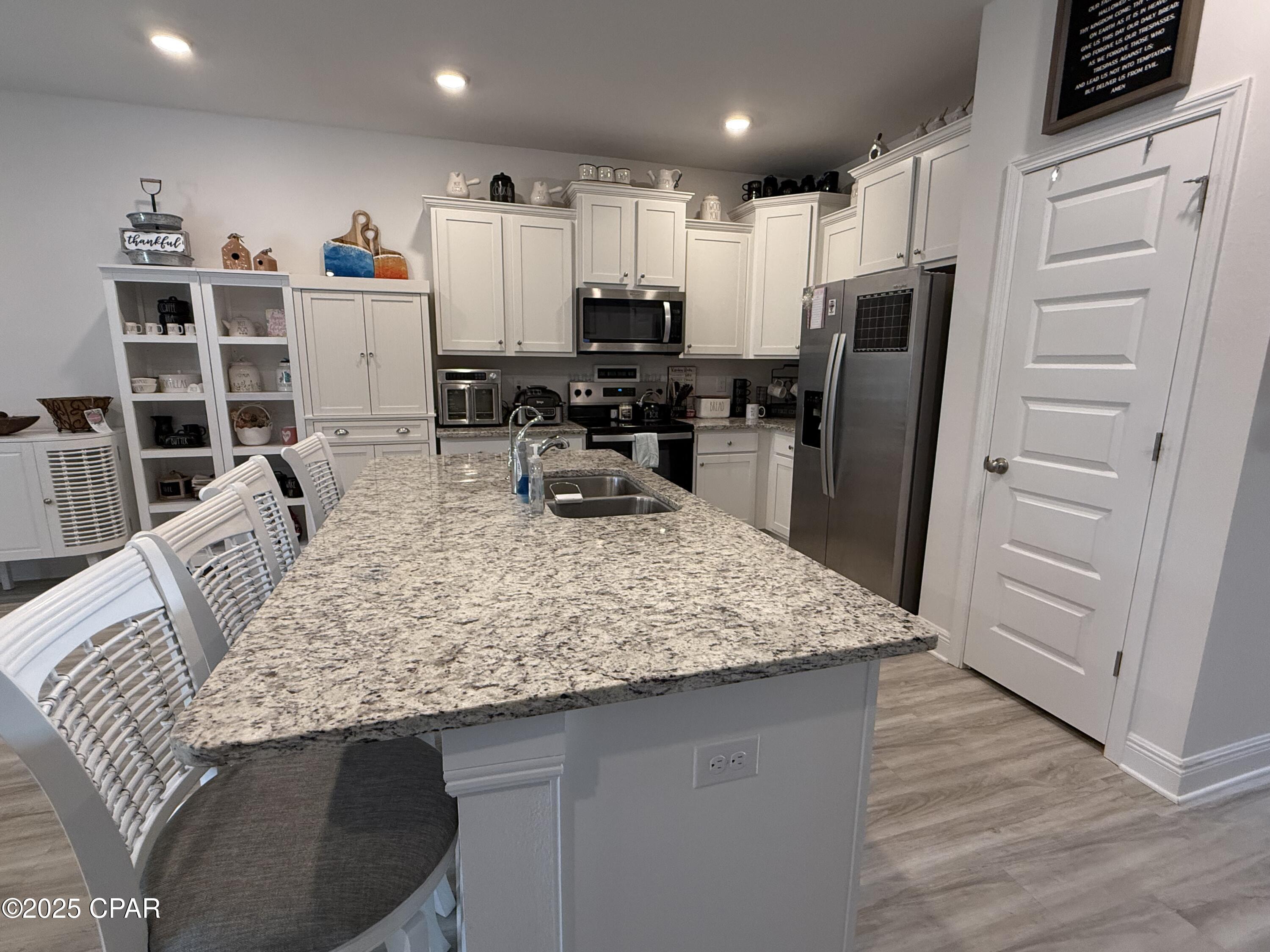 Y4y3jedfaj8px9wzyc57vxiasnp8x6inhhr1hqgknqq