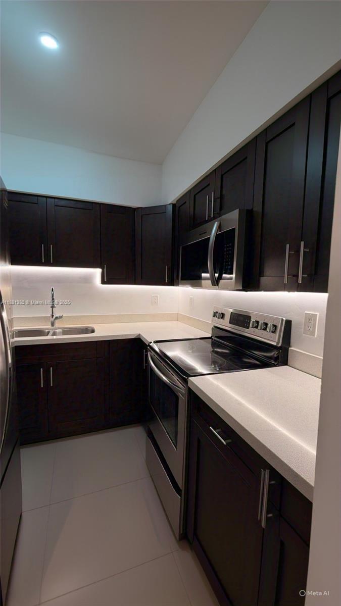 Property photo # 6
