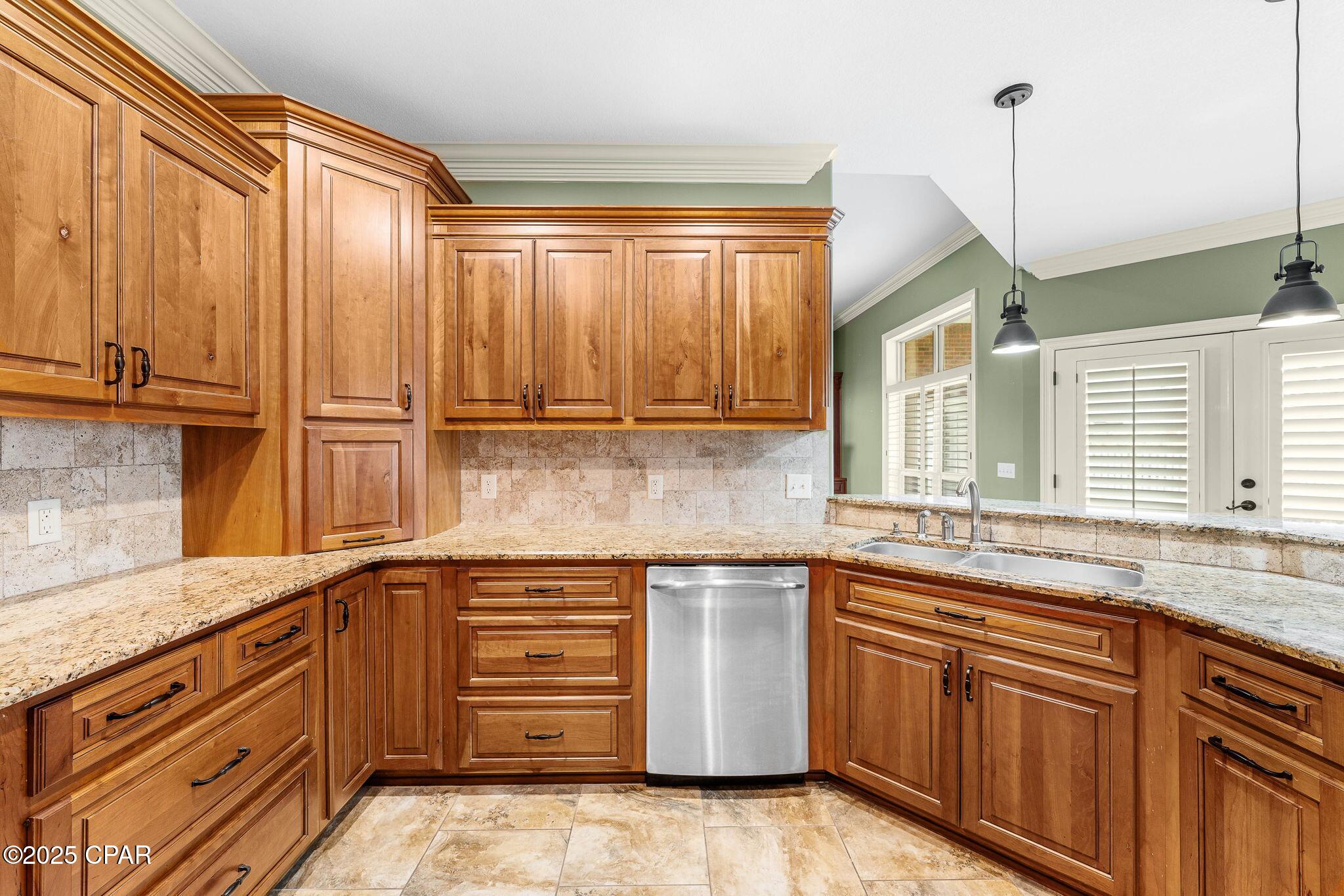 Sxq3bkfh I7r9f8e6qdrvpuw7lzzsbpgnoy6c5jejbk