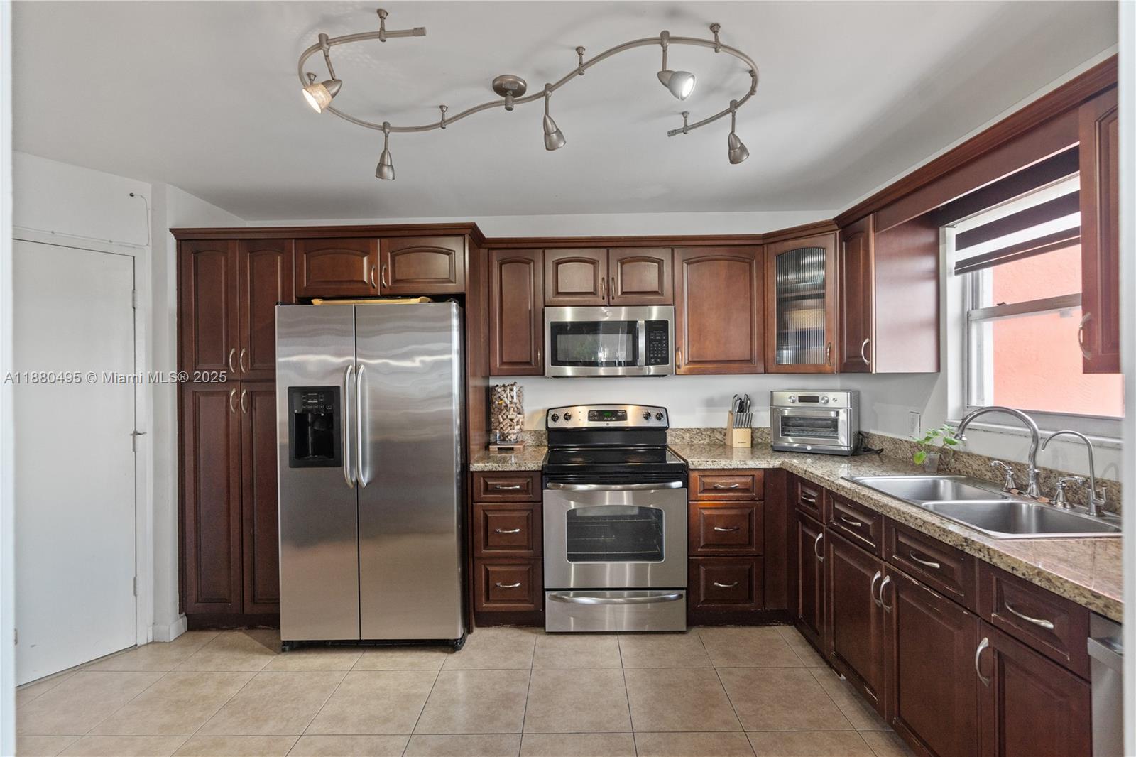 Property photo # 5