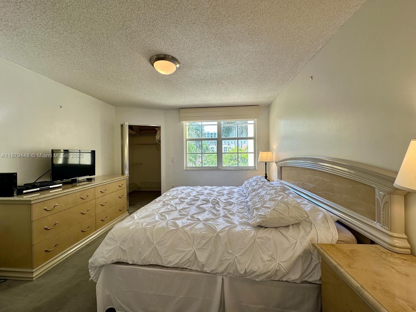 19701 E Country Club Dr #5405, Aventura FL 33180