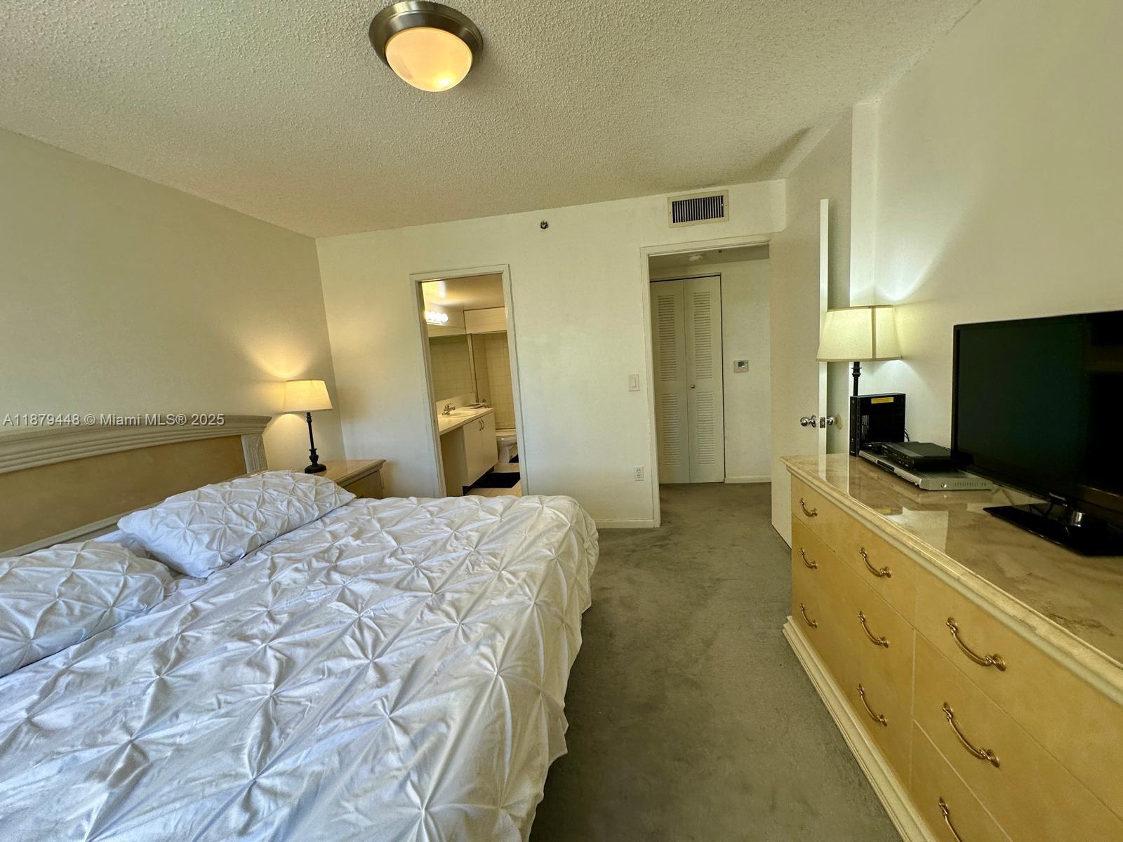 19701 E Country Club Dr #5405, Aventura FL 33180
