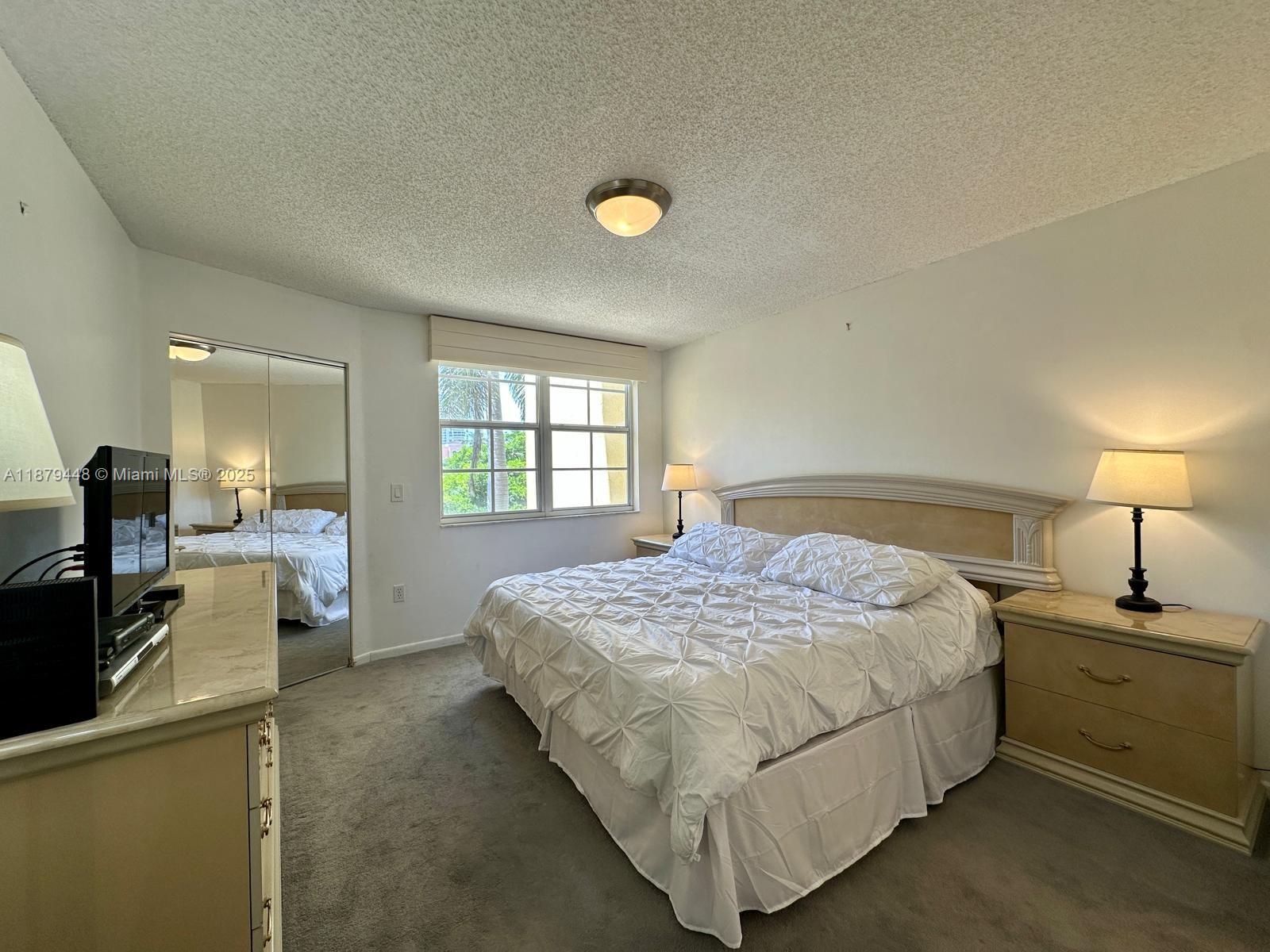 19701 E Country Club Dr #5405, Aventura FL 33180
