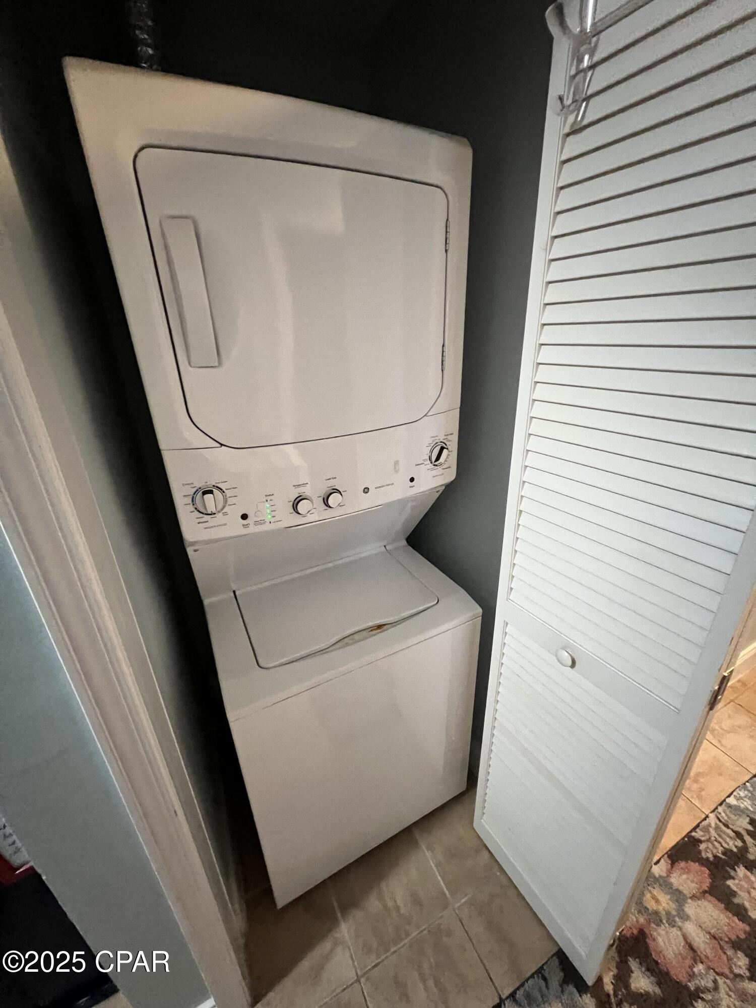 0j682so4e3iu1cueqsslij5nlc7smxxwhyjgqn6f_zc