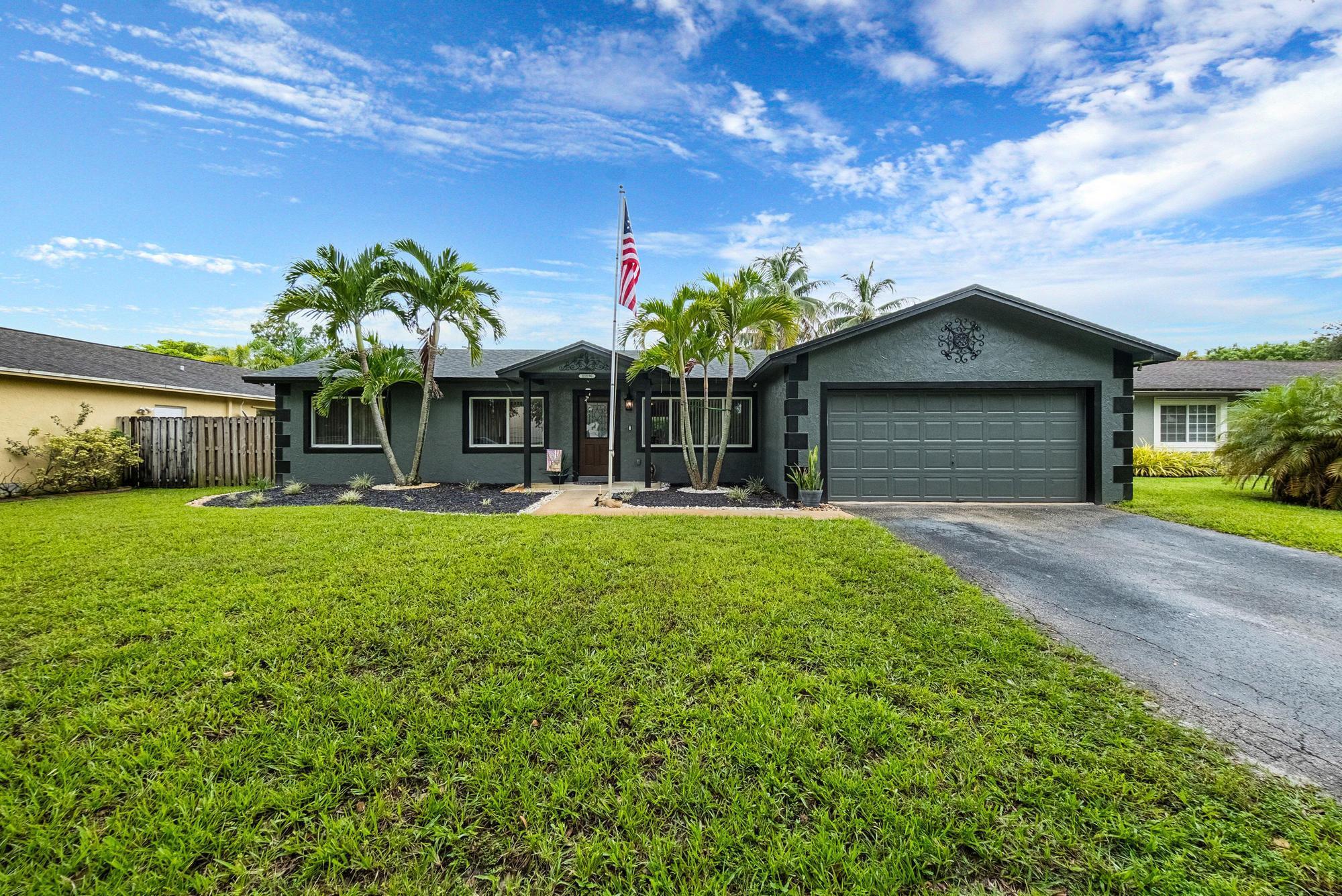 11536 55th Court, Cooper City, Florida 33330