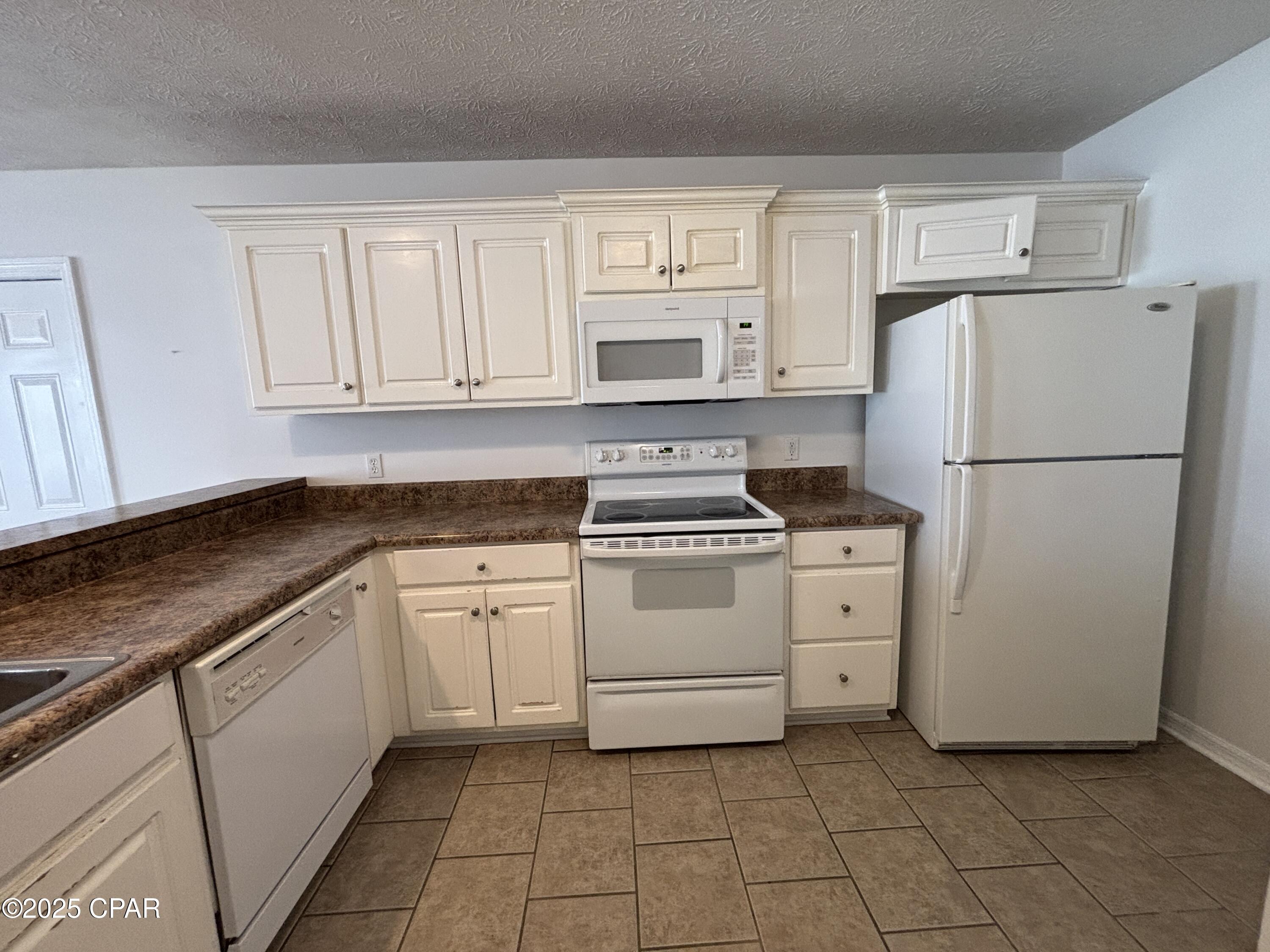 5doqmysylb1gj0n1csost Rwl6rtvfljxwoczutuft4