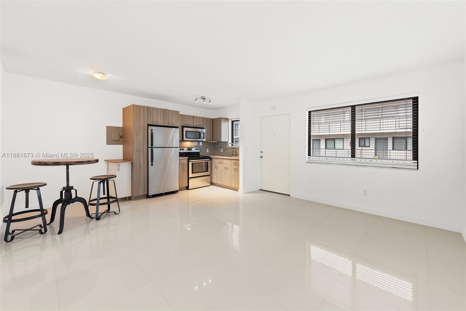 Property photo # 6