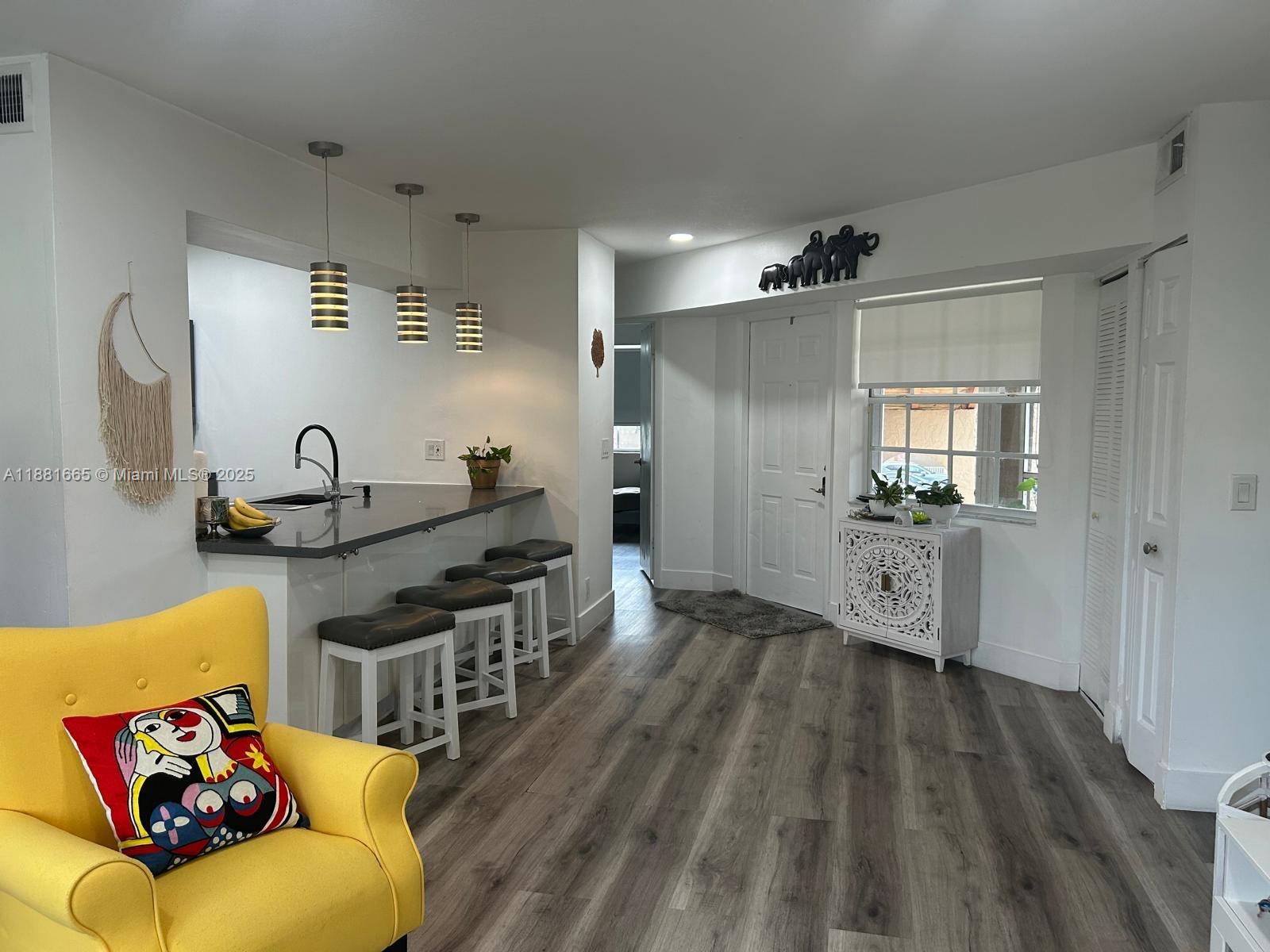 Property photo # 9