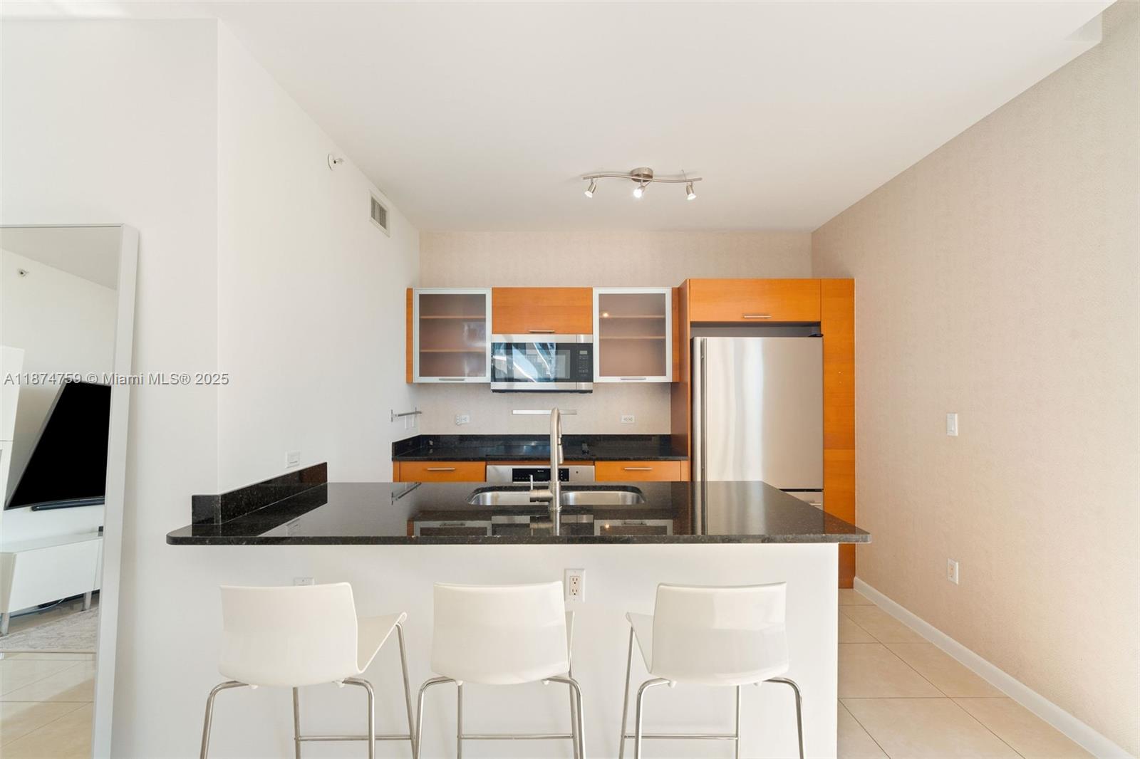Property photo # 6