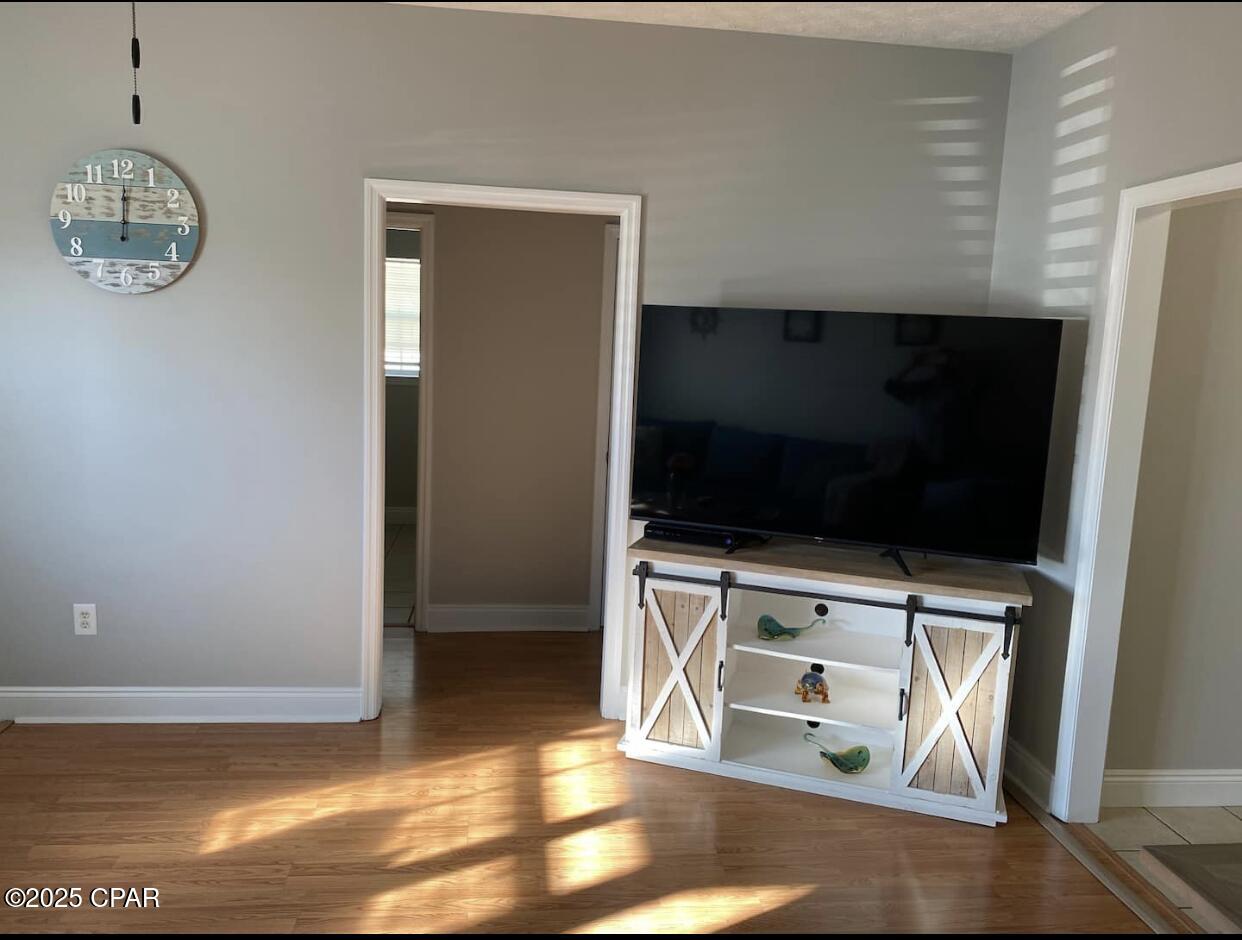 Xadq6puy9na8nxbje26dvgmb5pbnnsjuaxaaw70_3ou