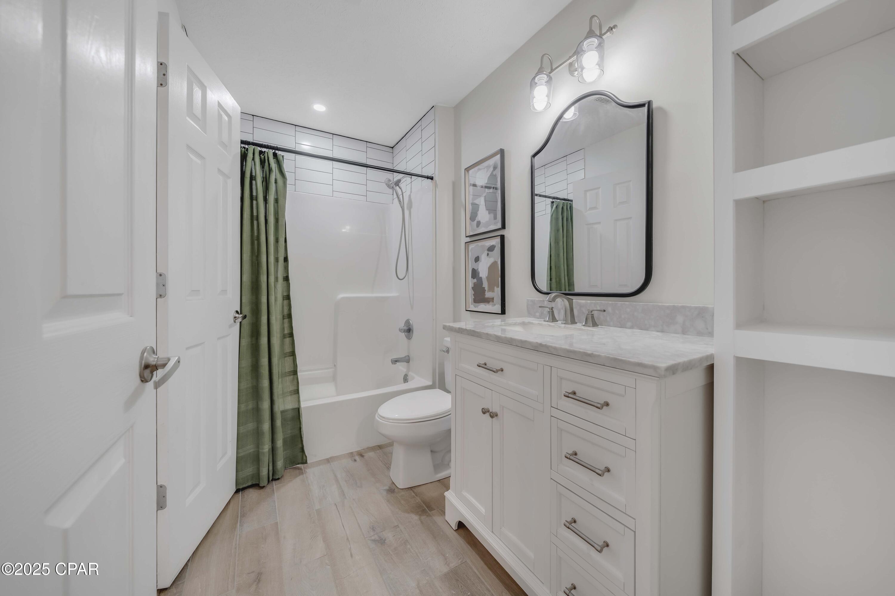 Image 14 For 333 Brady Way