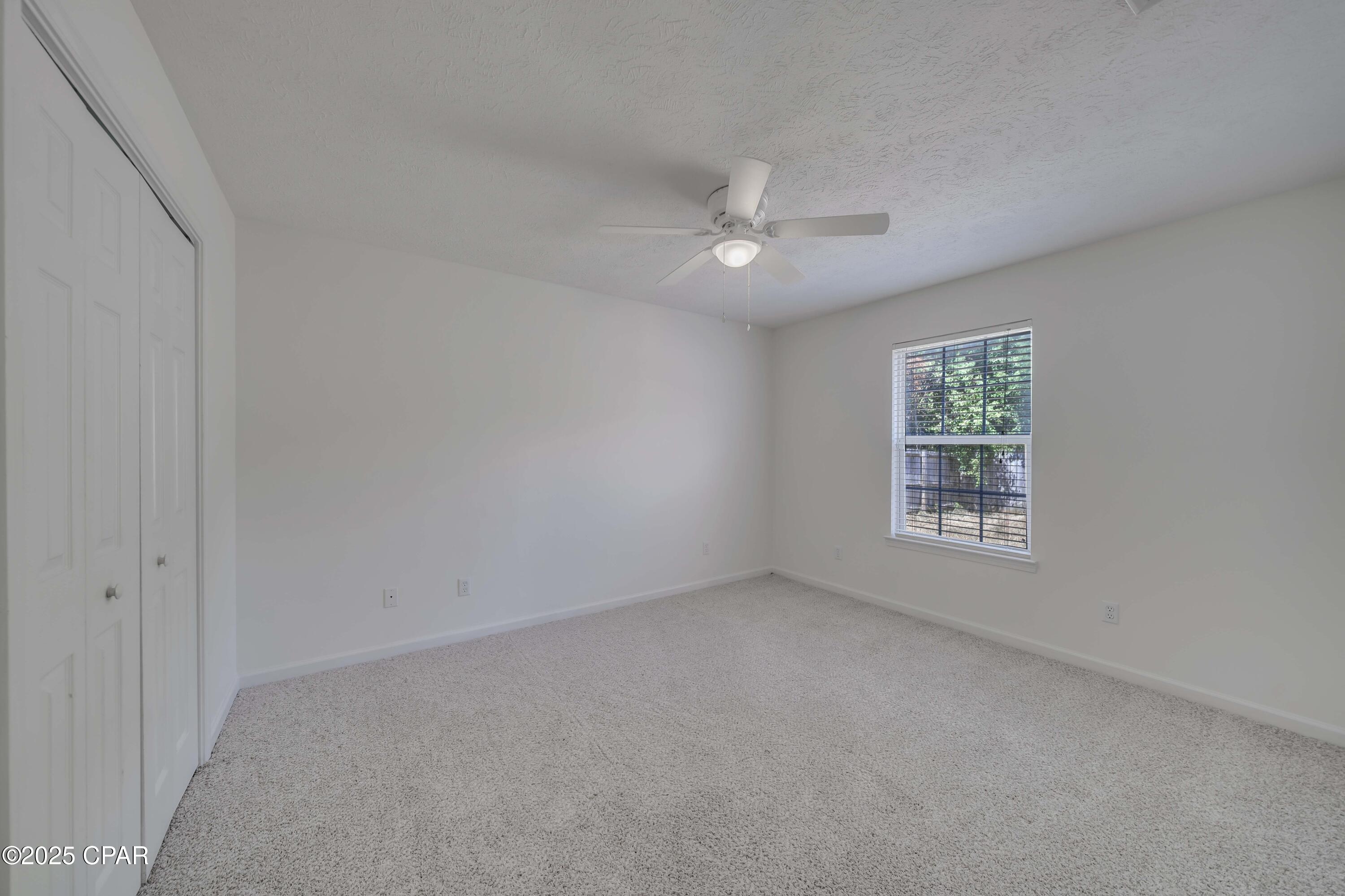 Image 15 For 333 Brady Way