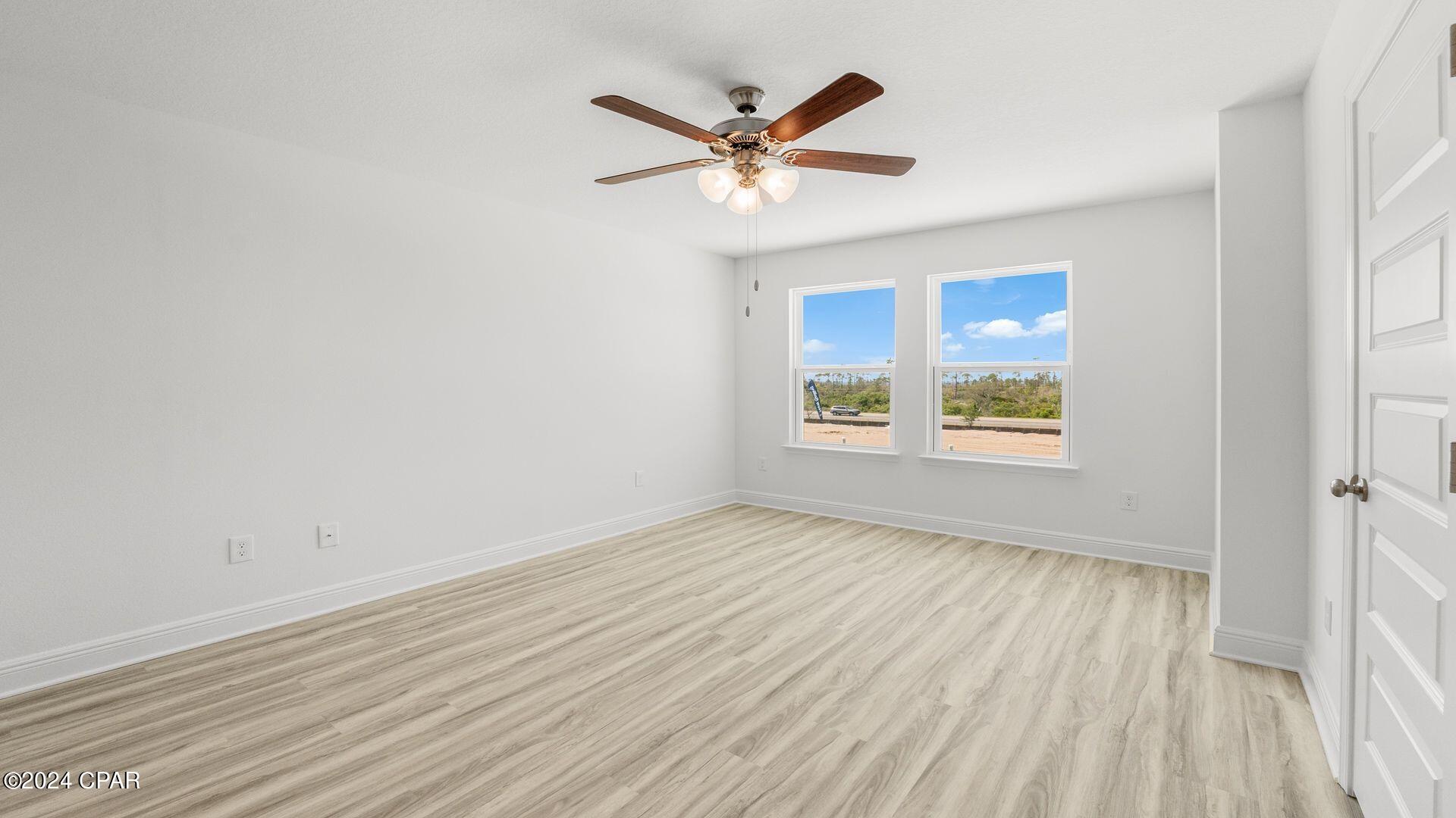 Image 12 For 239 Salt Creek Lane